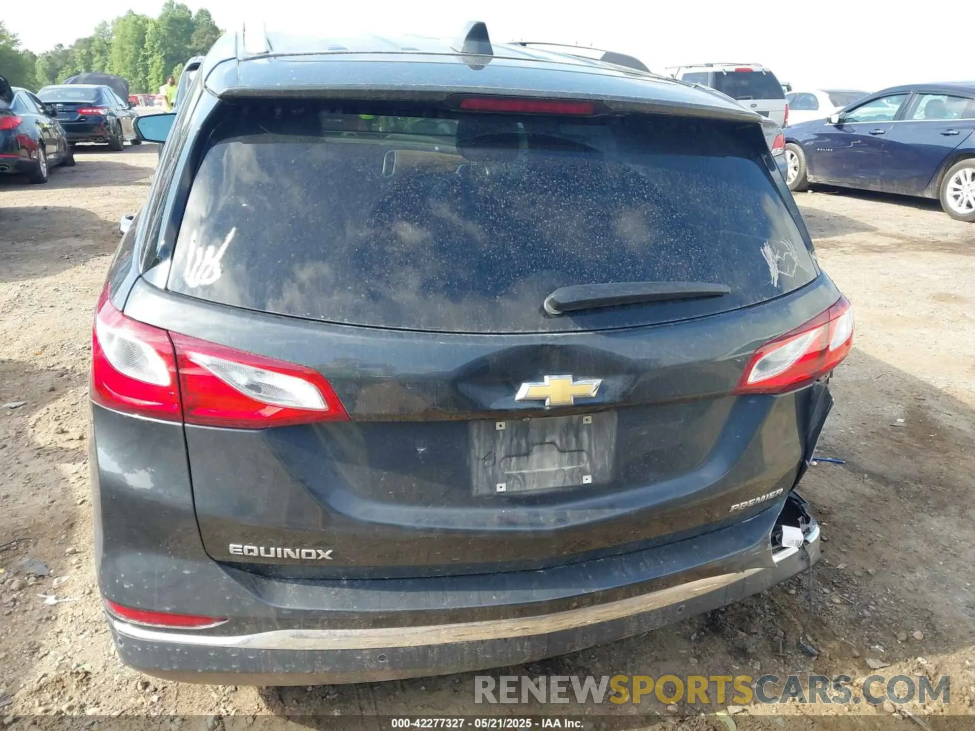 17 fotografías del automóvil dañado 2GNAXNEV6L6157326 CHEVROLET EQUINOX 2020