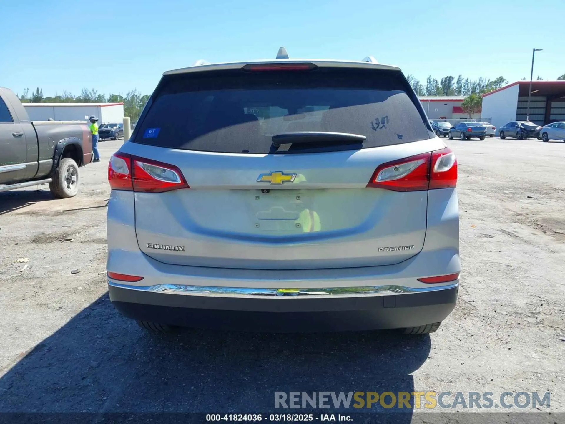17 fotografías del automóvil dañado 2GNAXNEV7L6134492 CHEVROLET EQUINOX 2020