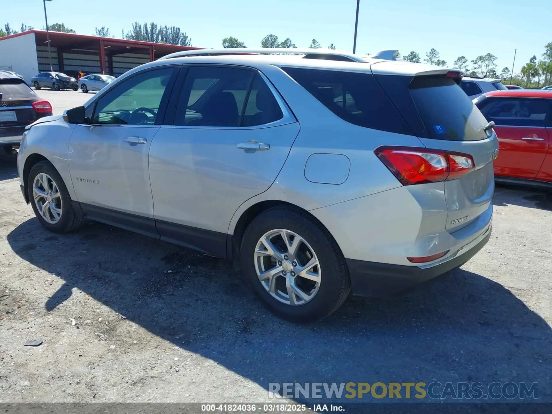 3 fotografías del automóvil dañado 2GNAXNEV7L6134492 CHEVROLET EQUINOX 2020
