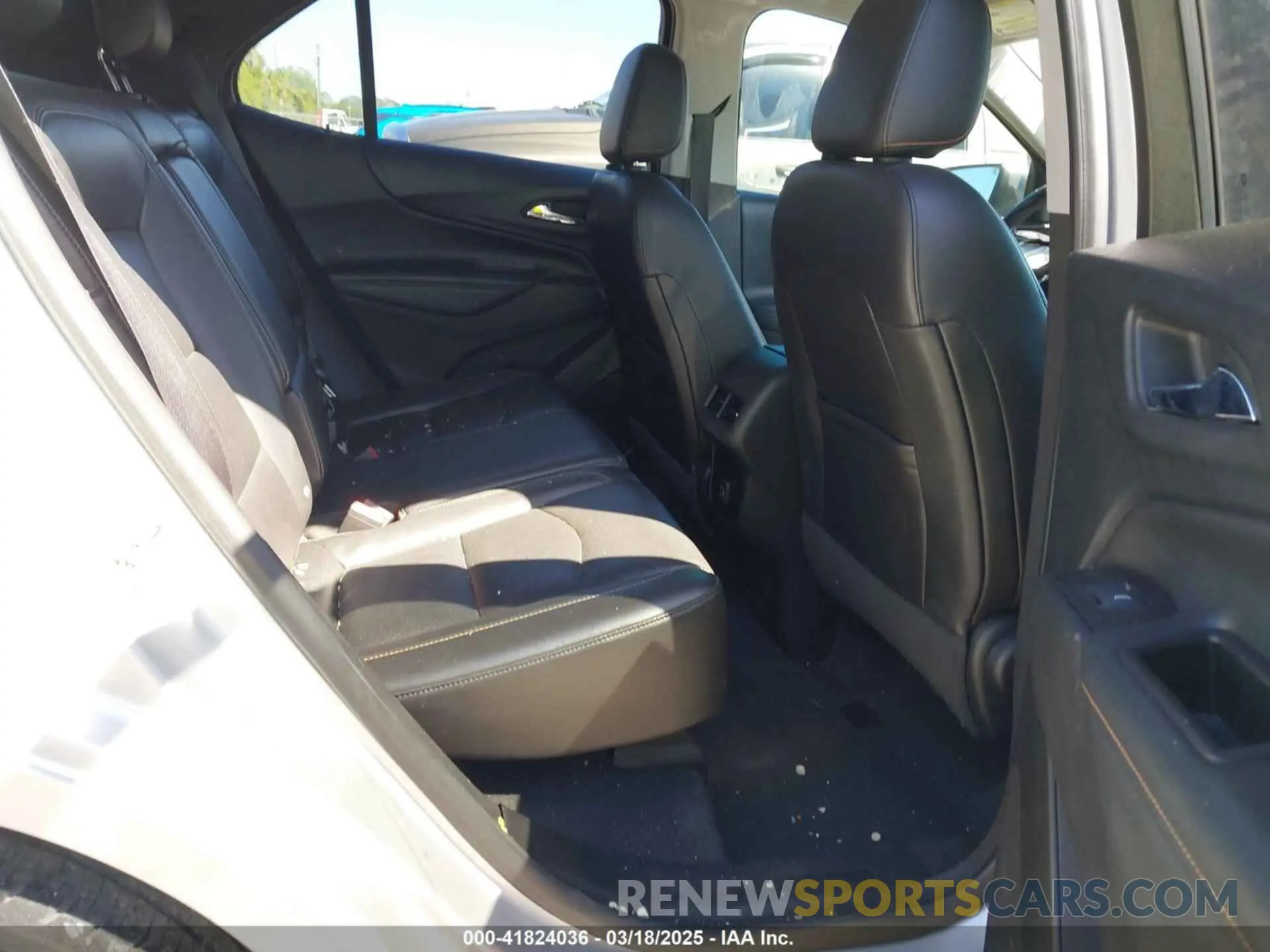 8 fotografías del automóvil dañado 2GNAXNEV7L6134492 CHEVROLET EQUINOX 2020