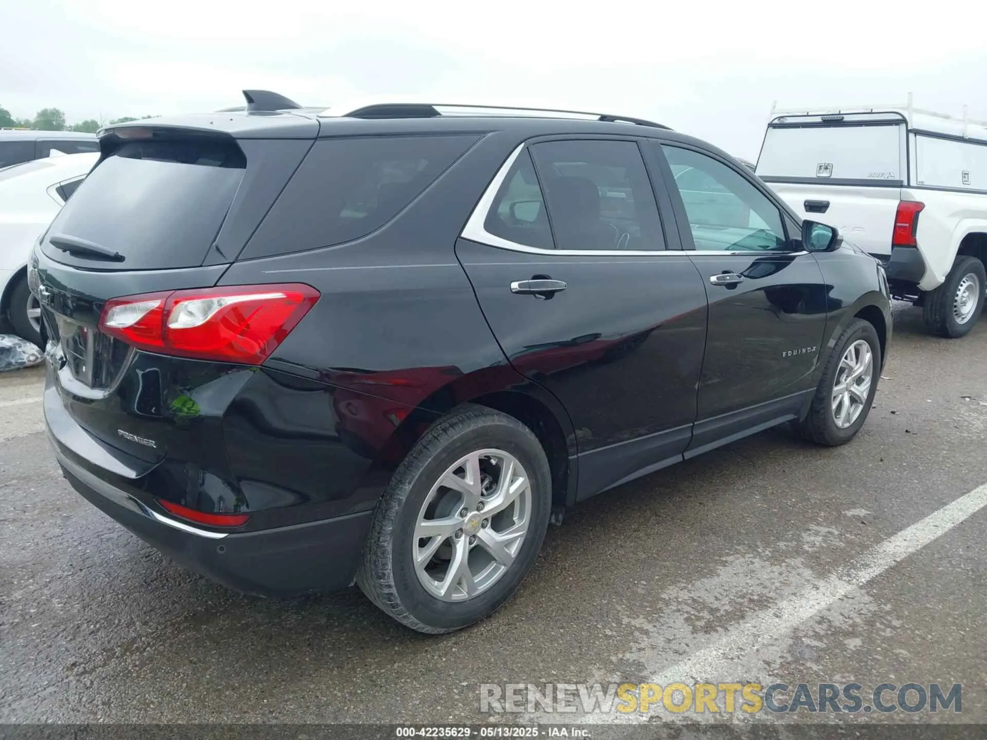 4 fotografías del automóvil dañado 2GNAXNEV9L6253225 CHEVROLET EQUINOX 2020