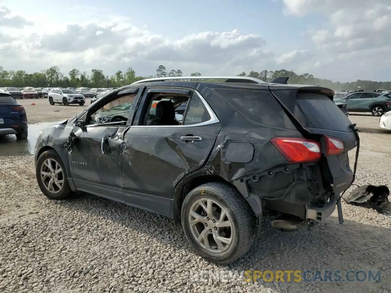 2 fotografías del automóvil dañado 2GNAXNEVXL6204860 CHEVROLET EQUINOX 2020