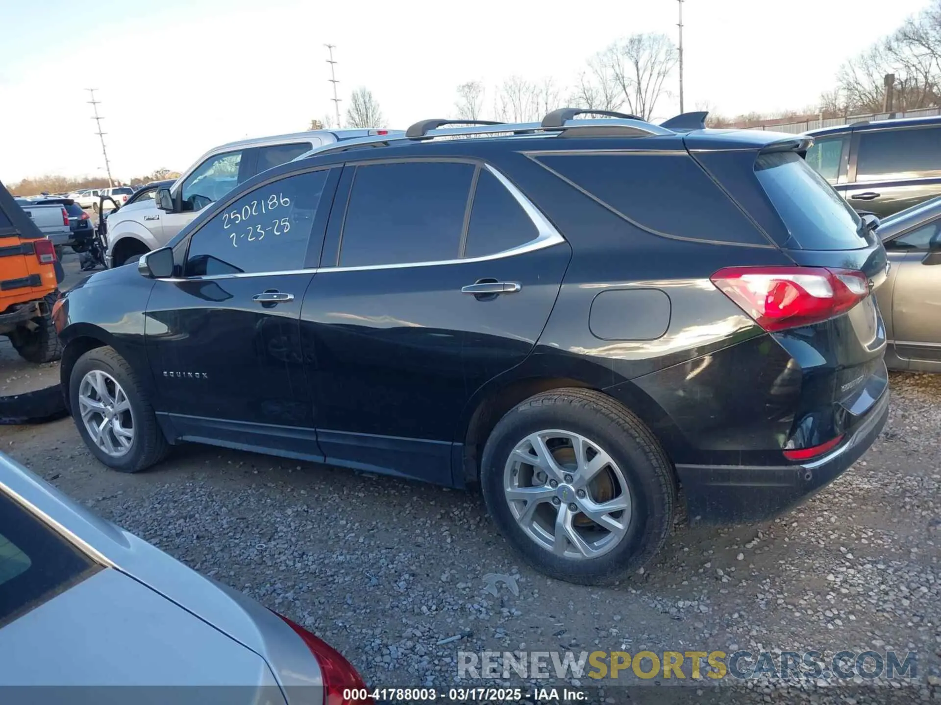 15 fotografías del automóvil dañado 2GNAXNEVXL6282152 CHEVROLET EQUINOX 2020