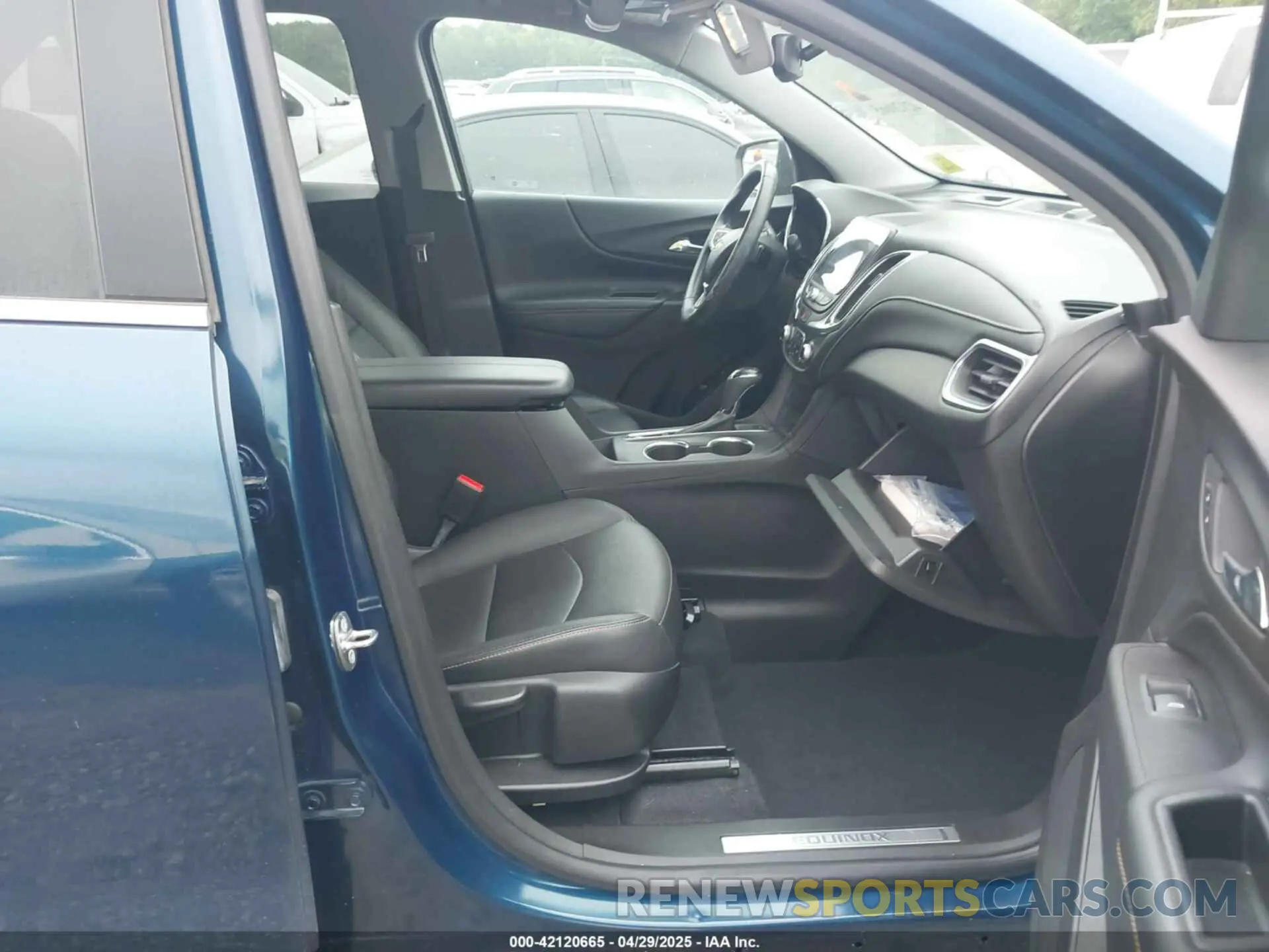 5 fotografías del automóvil dañado 2GNAXPEX2L6245478 CHEVROLET EQUINOX 2020