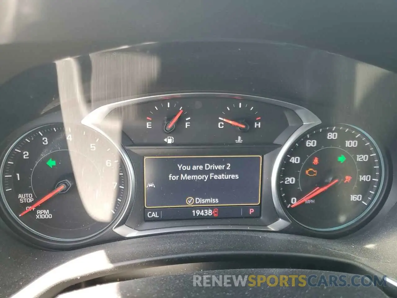 9 fotografías del automóvil dañado 2GNAXPEX7L6212069 CHEVROLET EQUINOX 2020
