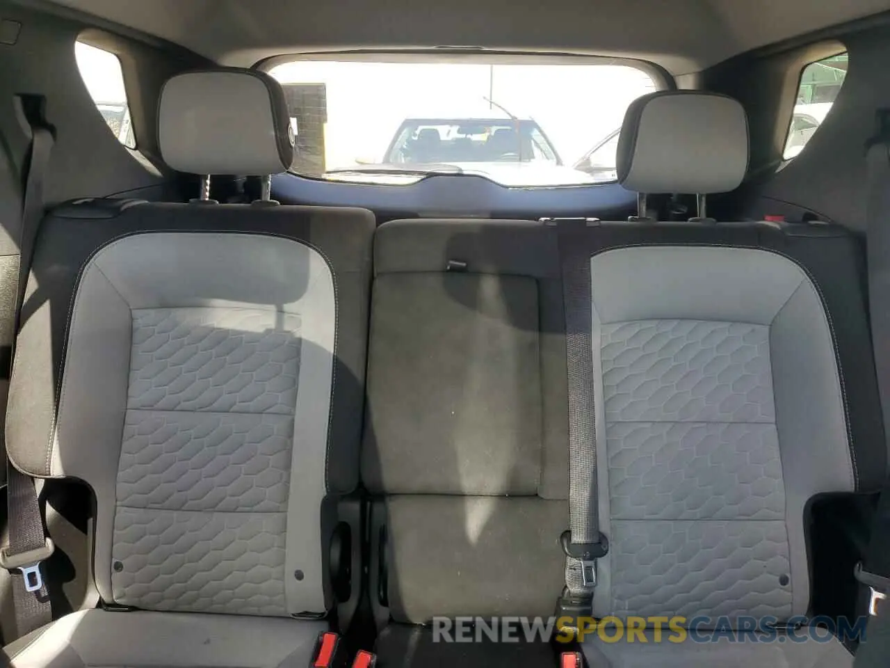10 fotografías del automóvil dañado 2GNAXSEV0L6130721 CHEVROLET EQUINOX 2020