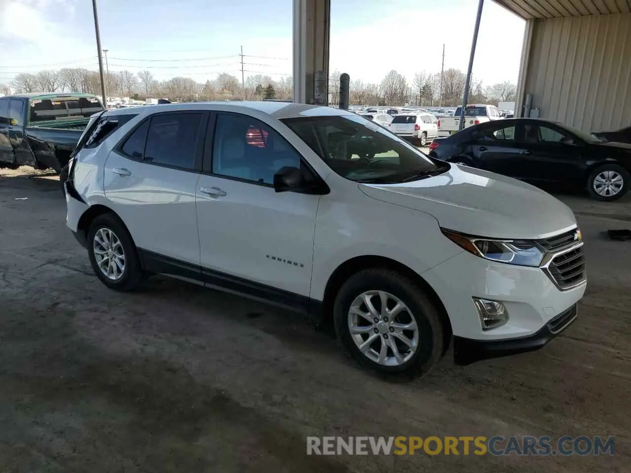 4 fotografías del automóvil dañado 2GNAXSEV1L6141257 CHEVROLET EQUINOX 2020