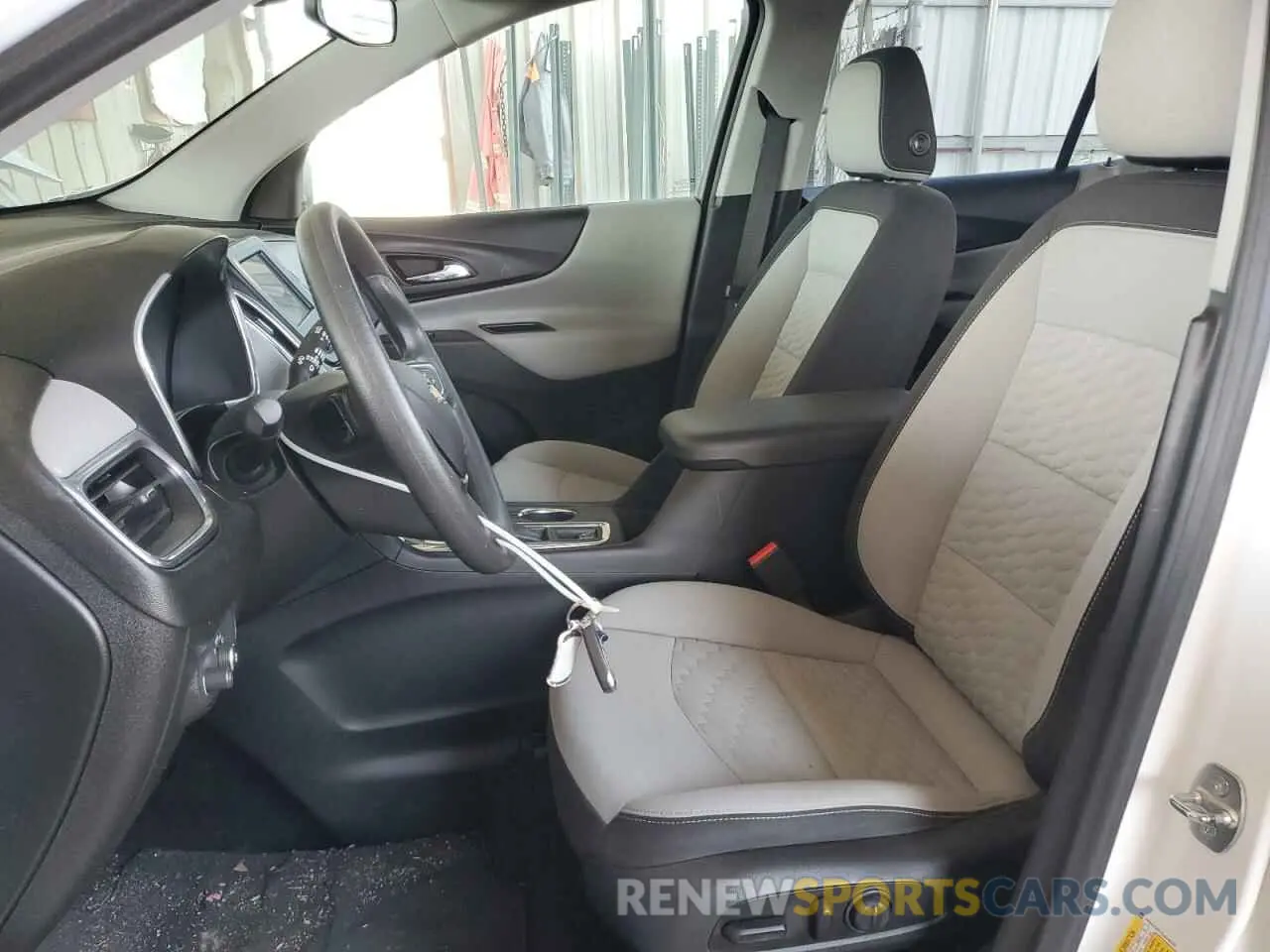 7 fotografías del automóvil dañado 2GNAXSEV1L6141257 CHEVROLET EQUINOX 2020