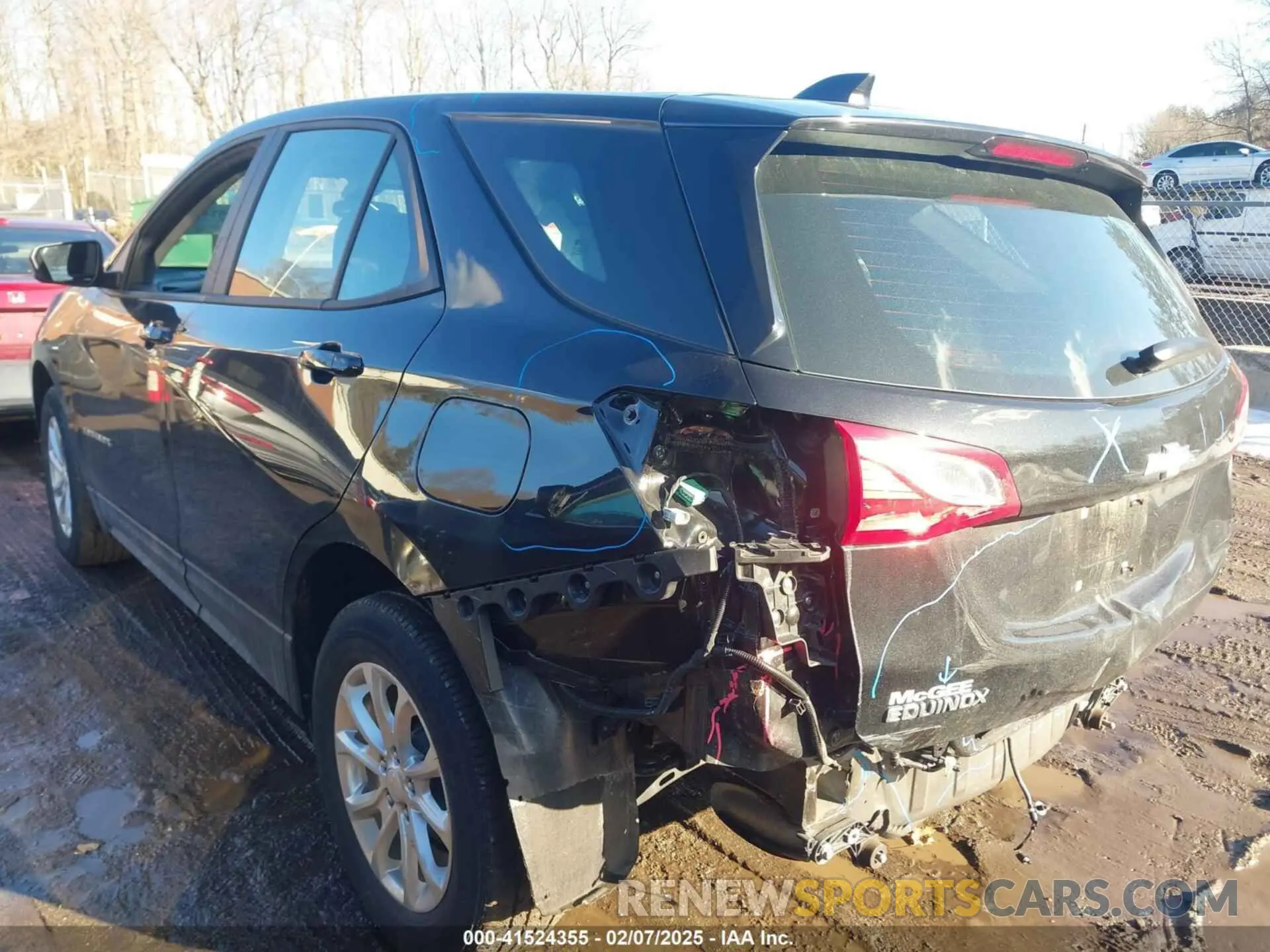 3 fotografías del automóvil dañado 2GNAXSEV2L6183159 CHEVROLET EQUINOX 2020