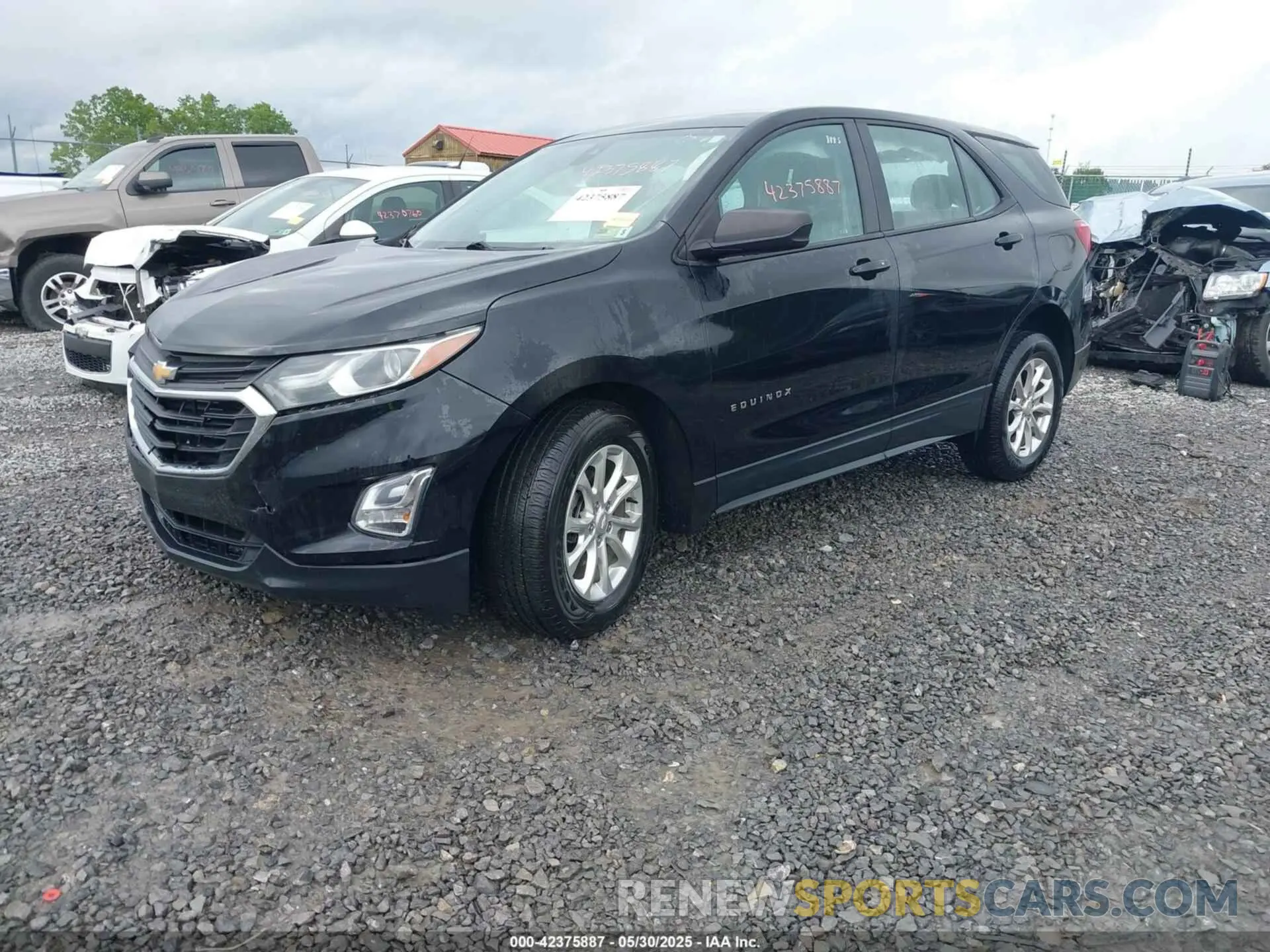 2 fotografías del automóvil dañado 2GNAXSEV2L6274335 CHEVROLET EQUINOX 2020