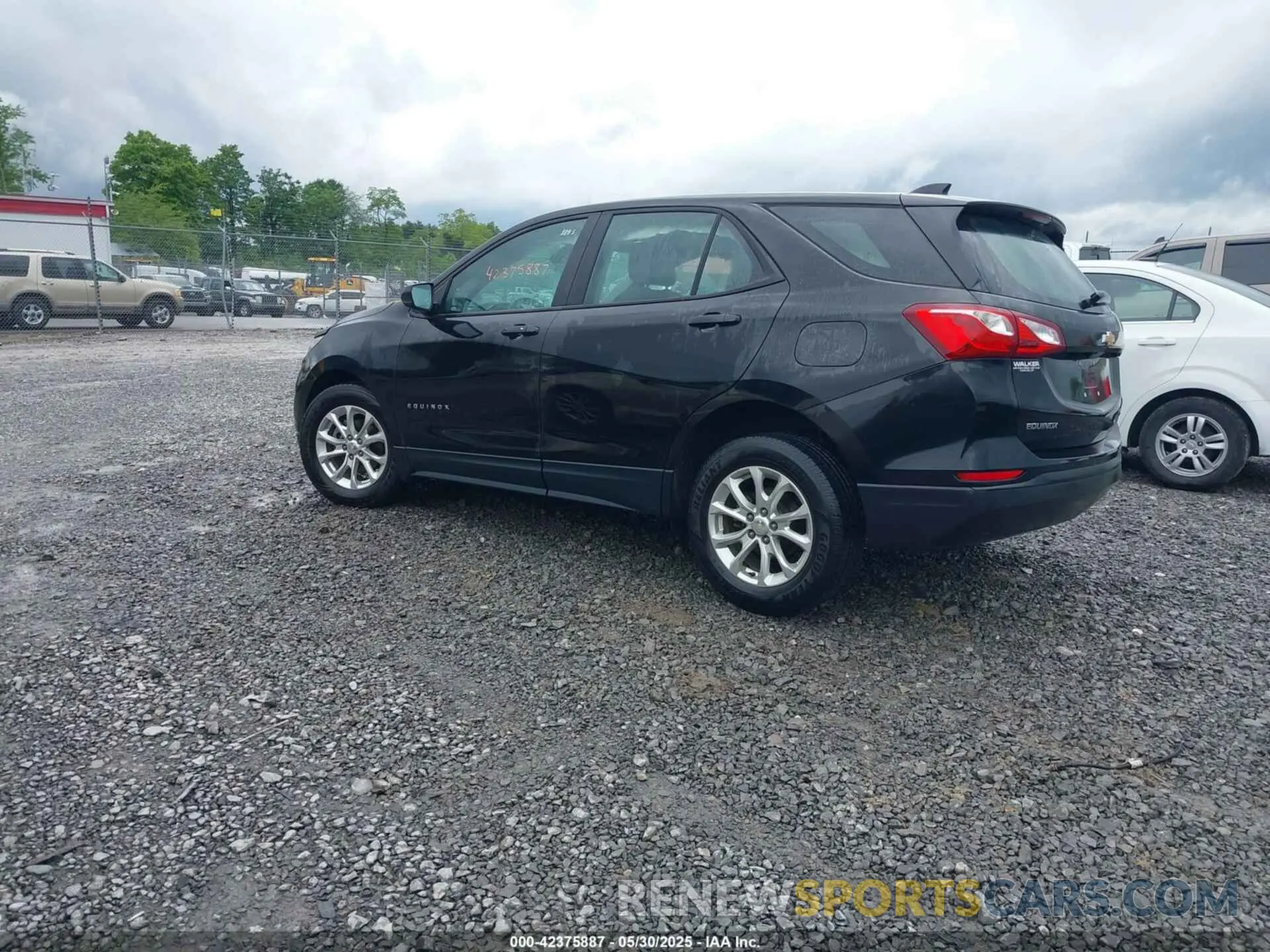 3 fotografías del automóvil dañado 2GNAXSEV2L6274335 CHEVROLET EQUINOX 2020