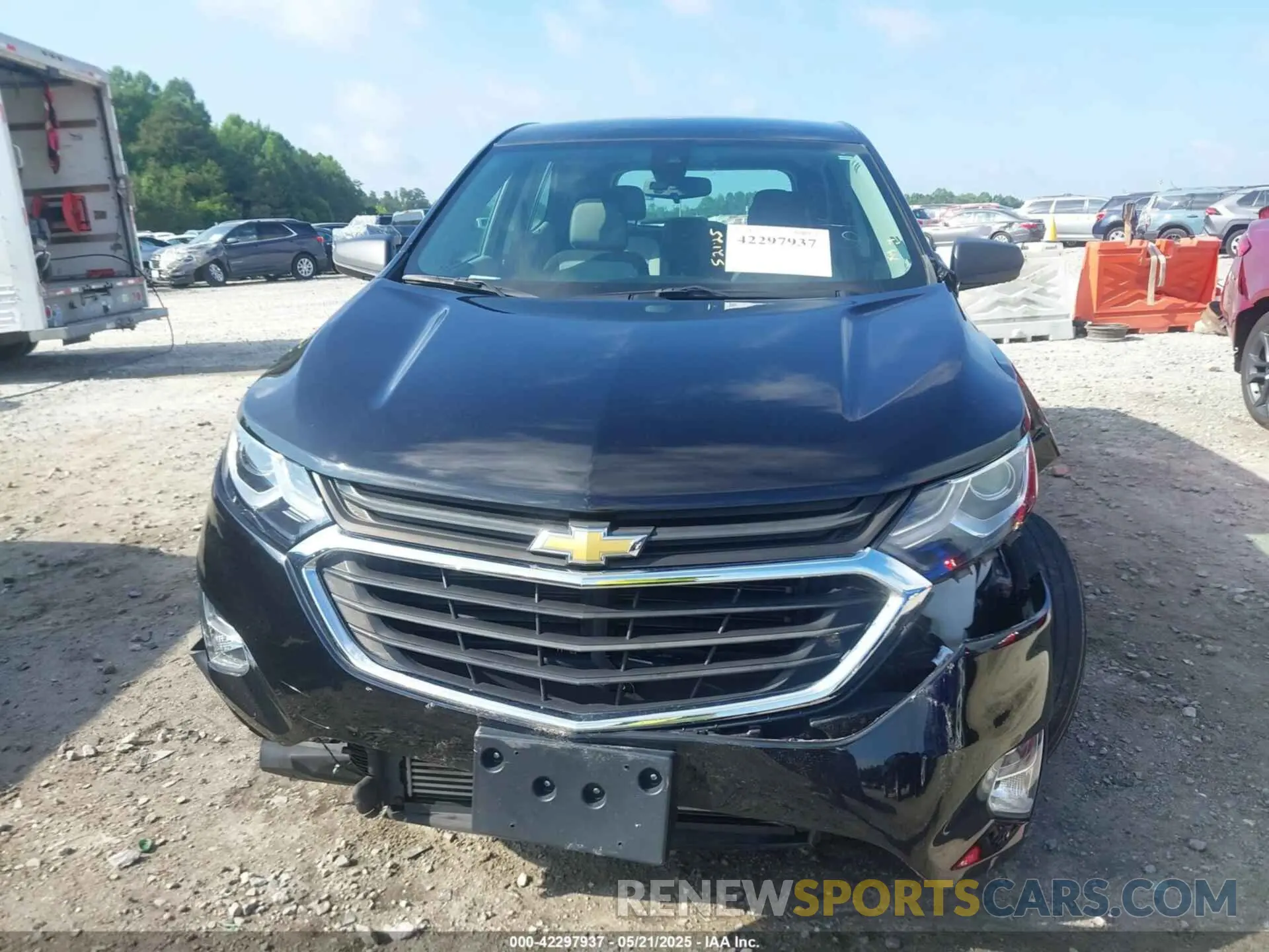 12 fotografías del automóvil dañado 2GNAXSEV3L6272576 CHEVROLET EQUINOX 2020