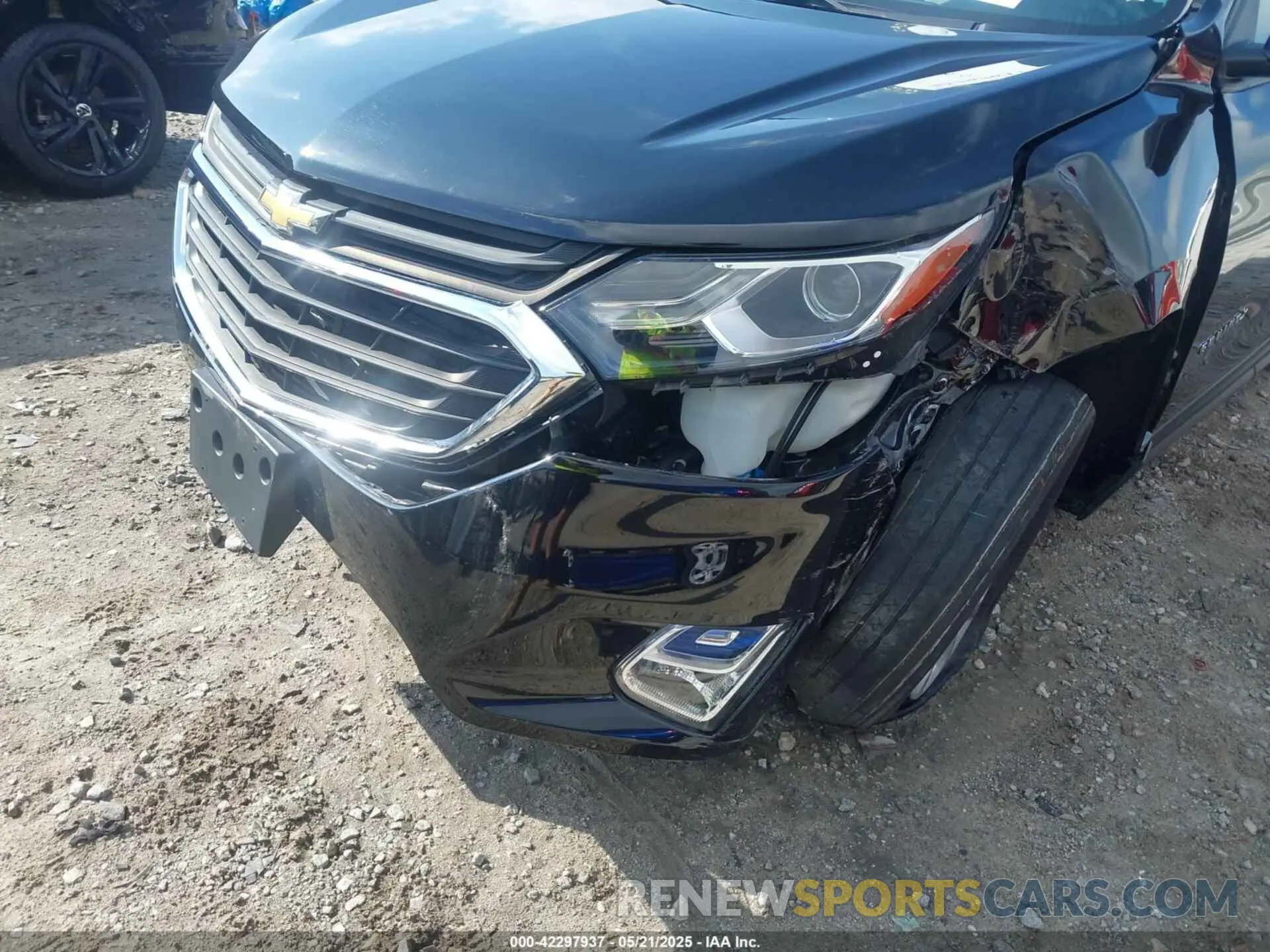 19 fotografías del automóvil dañado 2GNAXSEV3L6272576 CHEVROLET EQUINOX 2020