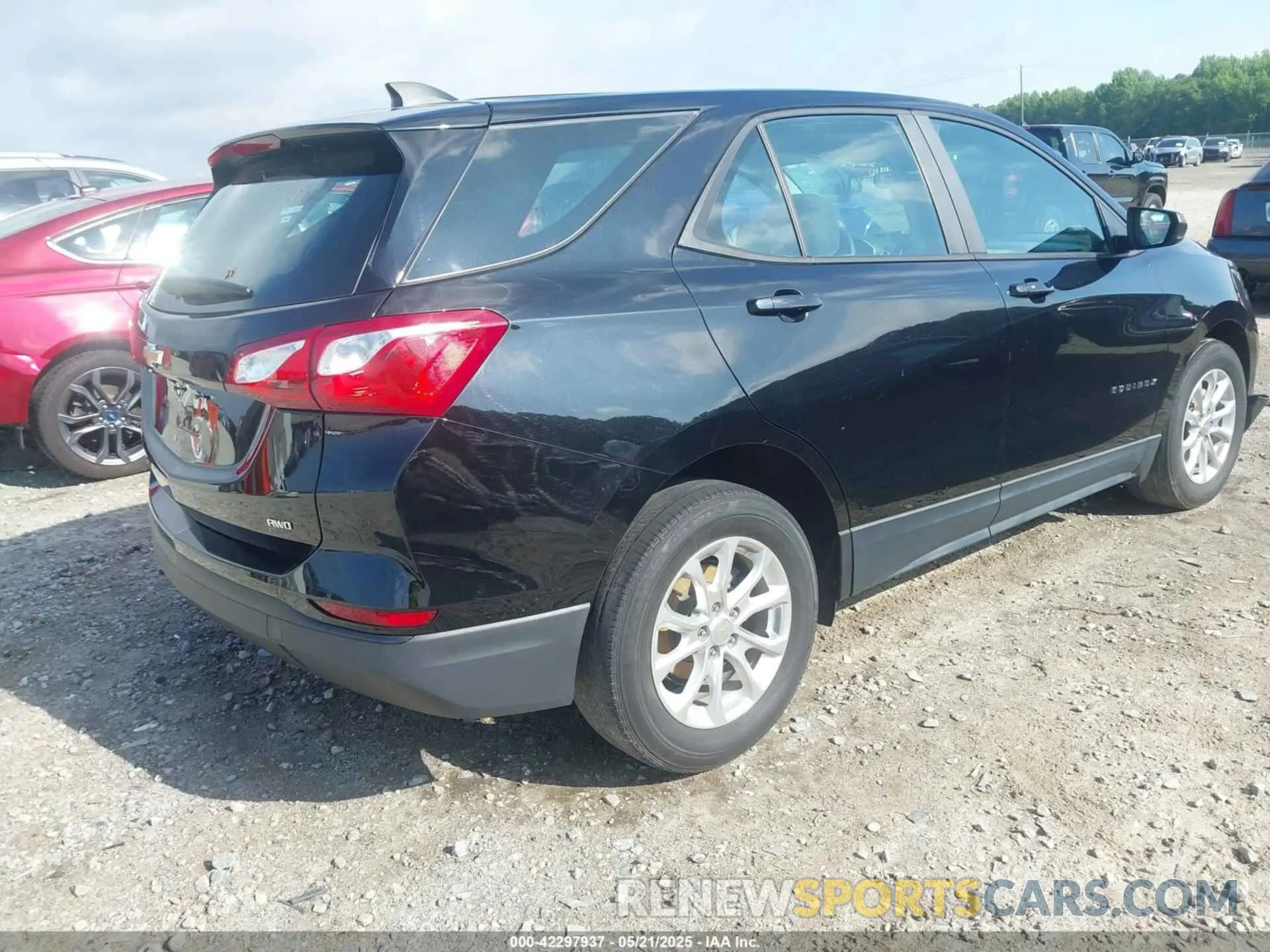 4 fotografías del automóvil dañado 2GNAXSEV3L6272576 CHEVROLET EQUINOX 2020