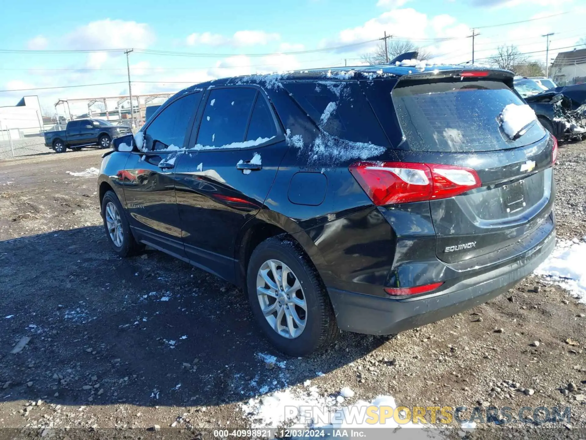 3 fotografías del automóvil dañado 2GNAXSEV5L6108438 CHEVROLET EQUINOX 2020