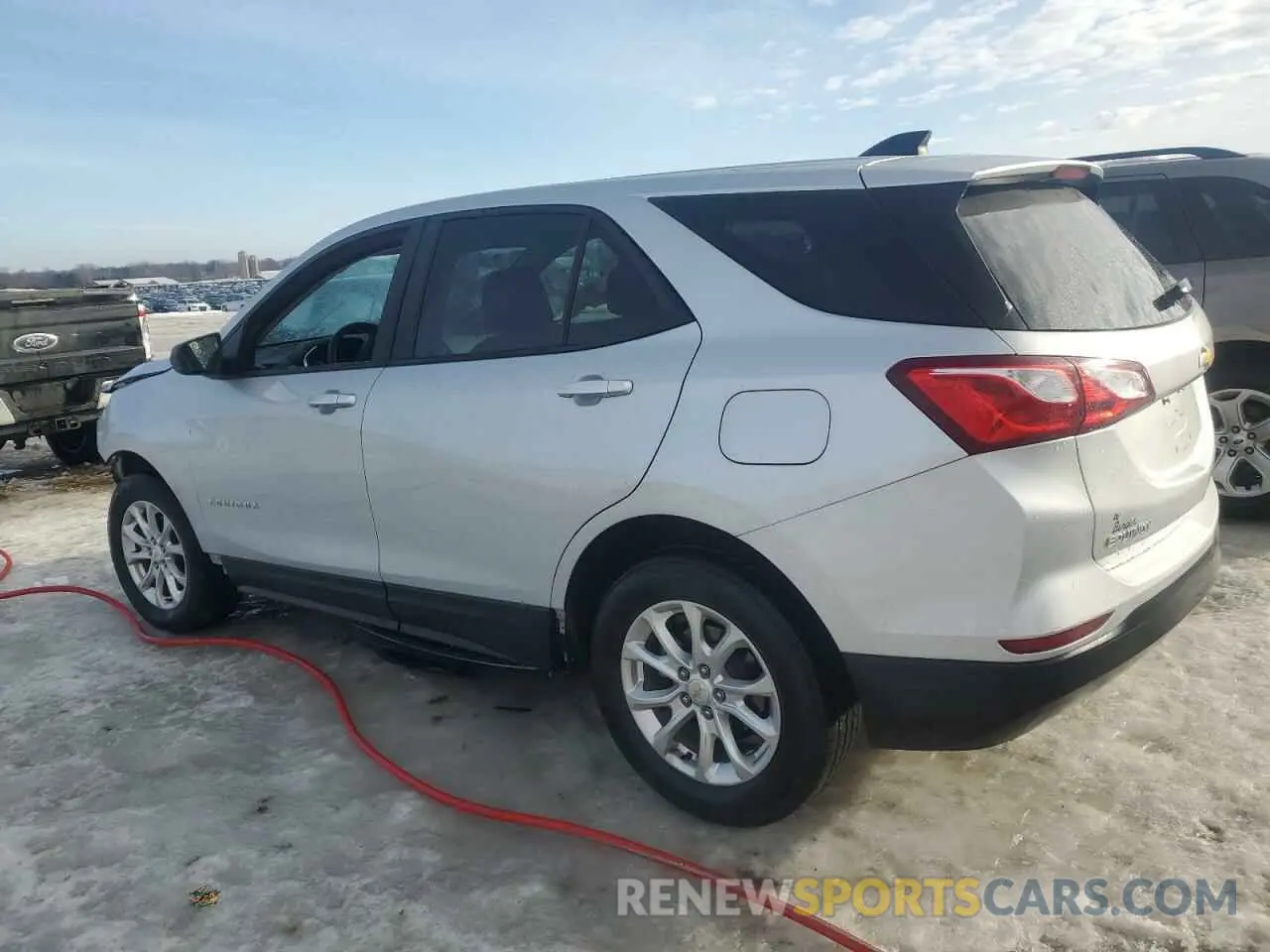 2 fotografías del automóvil dañado 2GNAXSEV6L6141948 CHEVROLET EQUINOX 2020
