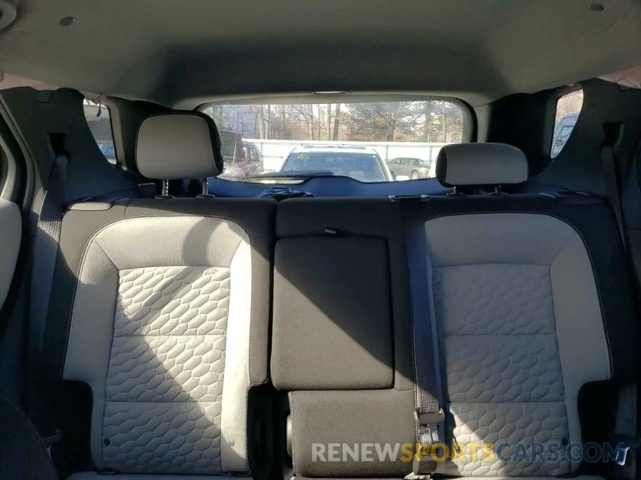10 fotografías del automóvil dañado 2GNAXSEV6L6158491 CHEVROLET EQUINOX 2020