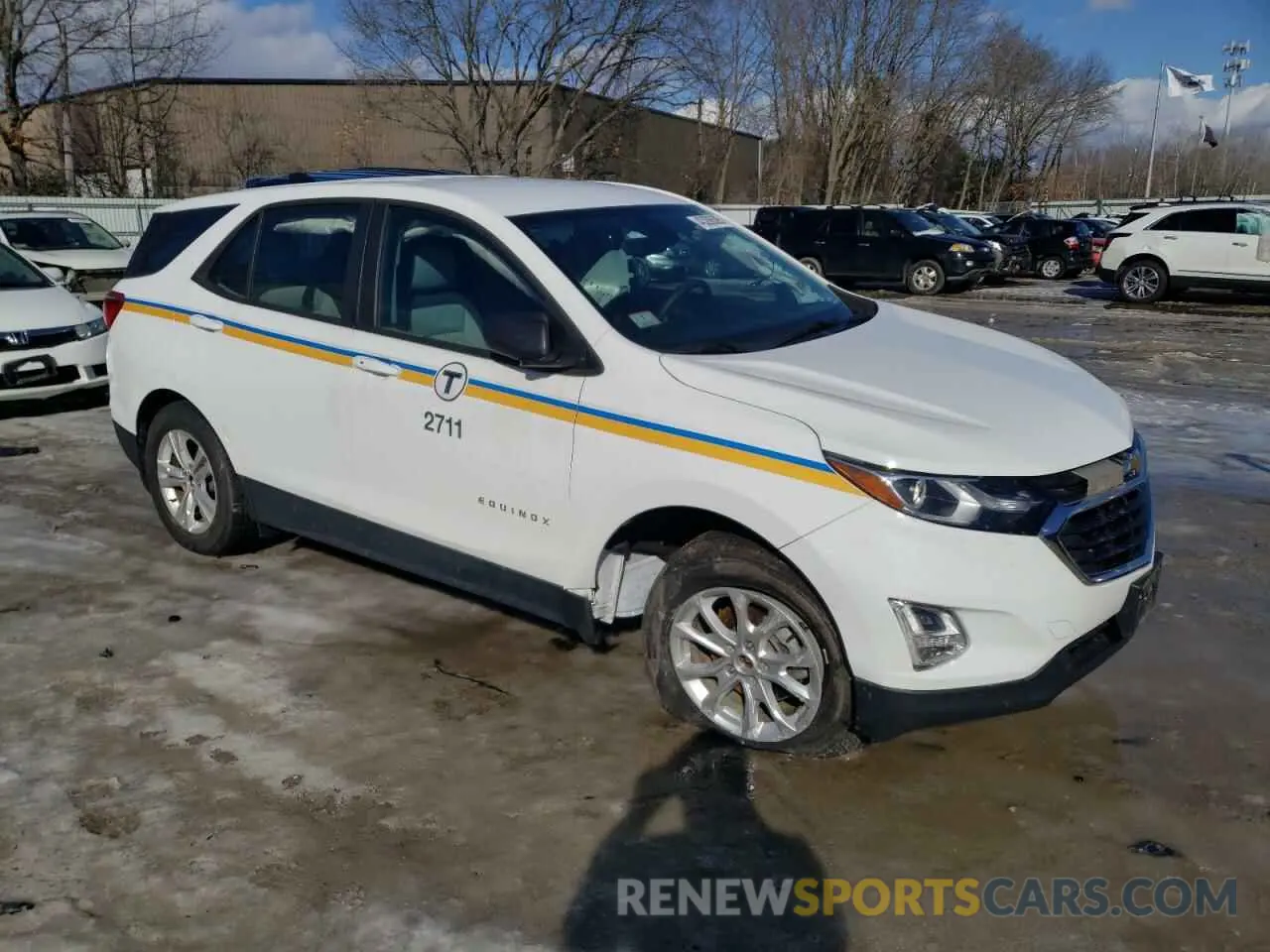 4 fotografías del automóvil dañado 2GNAXSEV6L6158491 CHEVROLET EQUINOX 2020