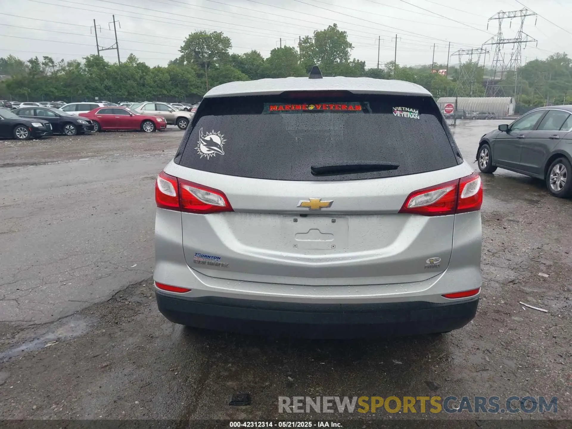 17 fotografías del automóvil dañado 2GNAXSEV6L6178918 CHEVROLET EQUINOX 2020