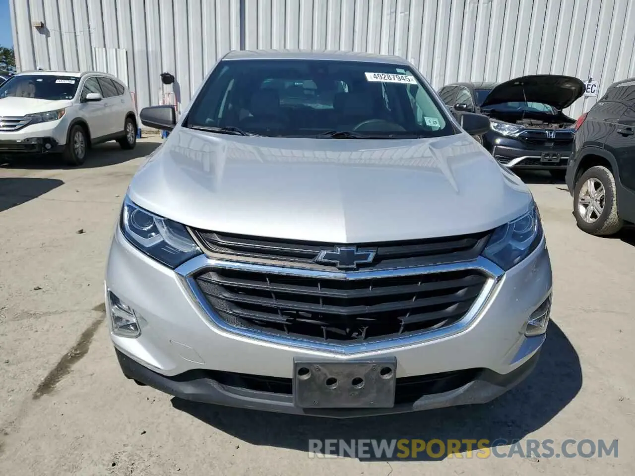 5 fotografías del automóvil dañado 2GNAXSEV7L6125516 CHEVROLET EQUINOX 2020