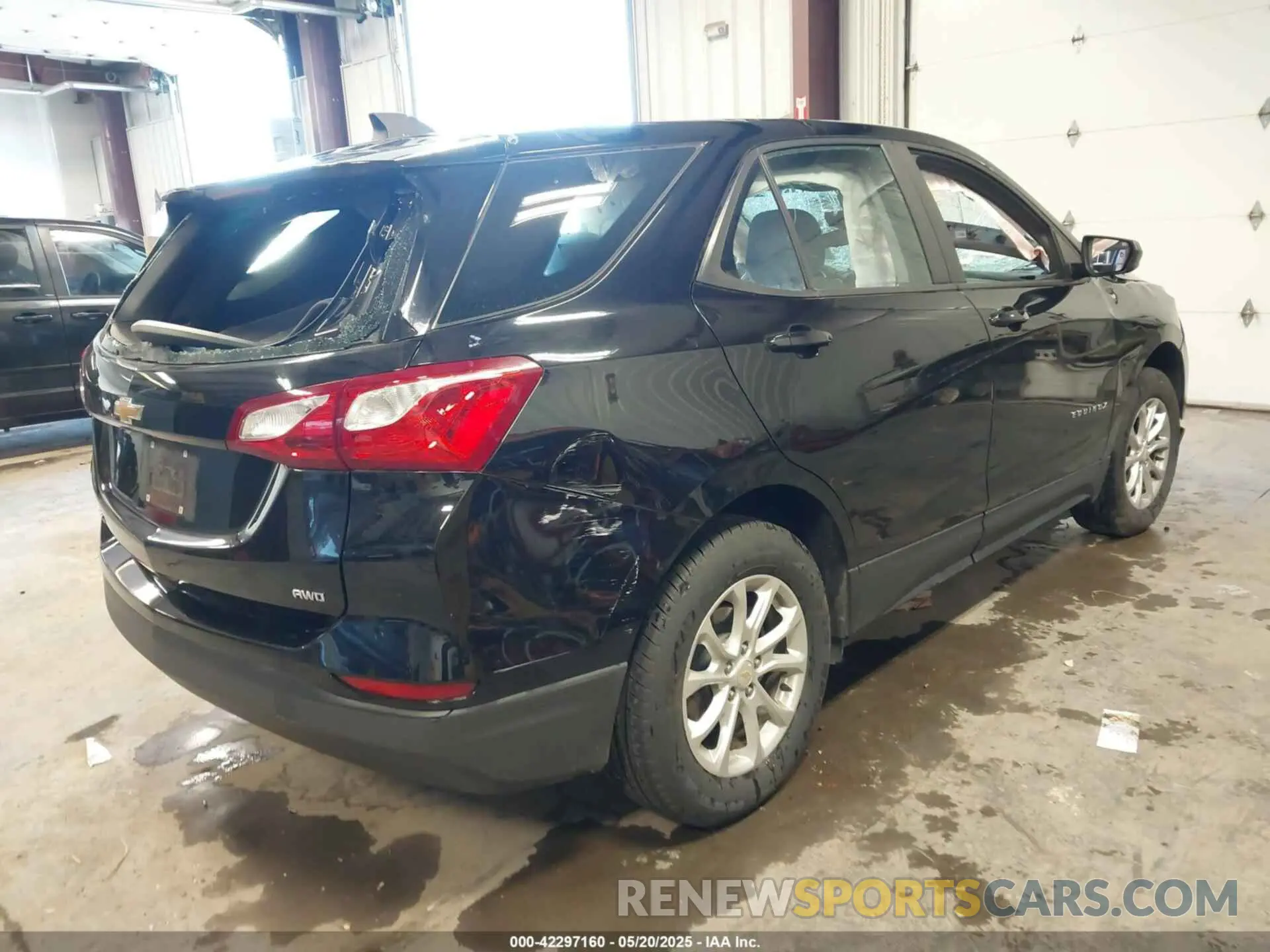 4 fotografías del automóvil dañado 2GNAXSEV8L6181836 CHEVROLET EQUINOX 2020