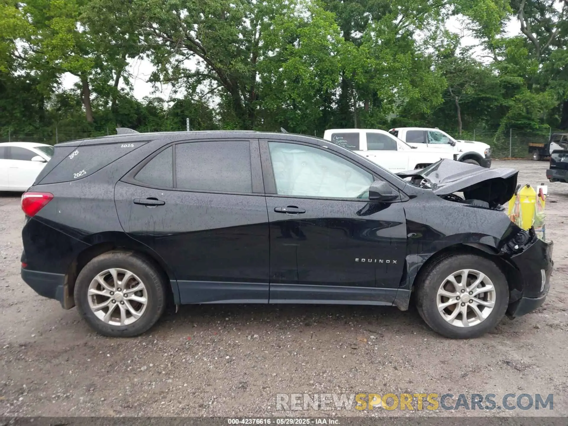 13 fotografías del automóvil dañado 2GNAXSEV8L6225124 CHEVROLET EQUINOX 2020
