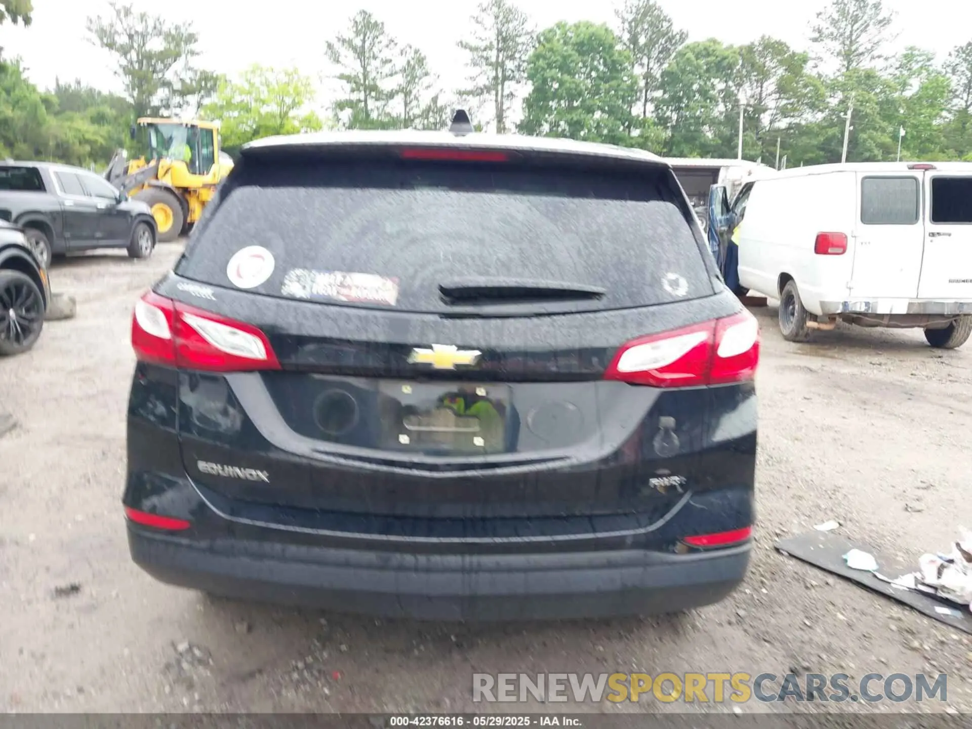 16 fotografías del automóvil dañado 2GNAXSEV8L6225124 CHEVROLET EQUINOX 2020