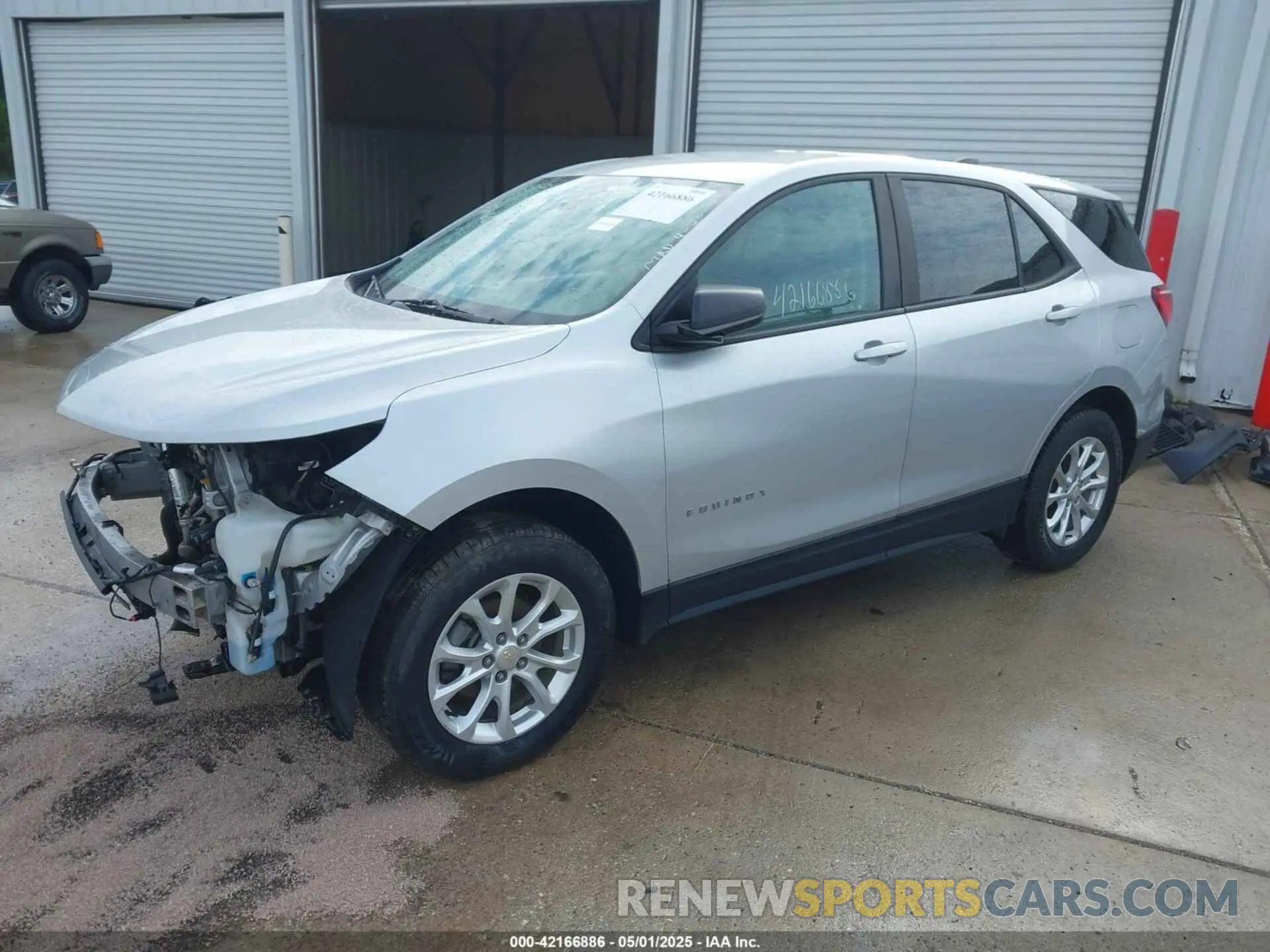 2 fotografías del automóvil dañado 2GNAXSEVXL6150006 CHEVROLET EQUINOX 2020