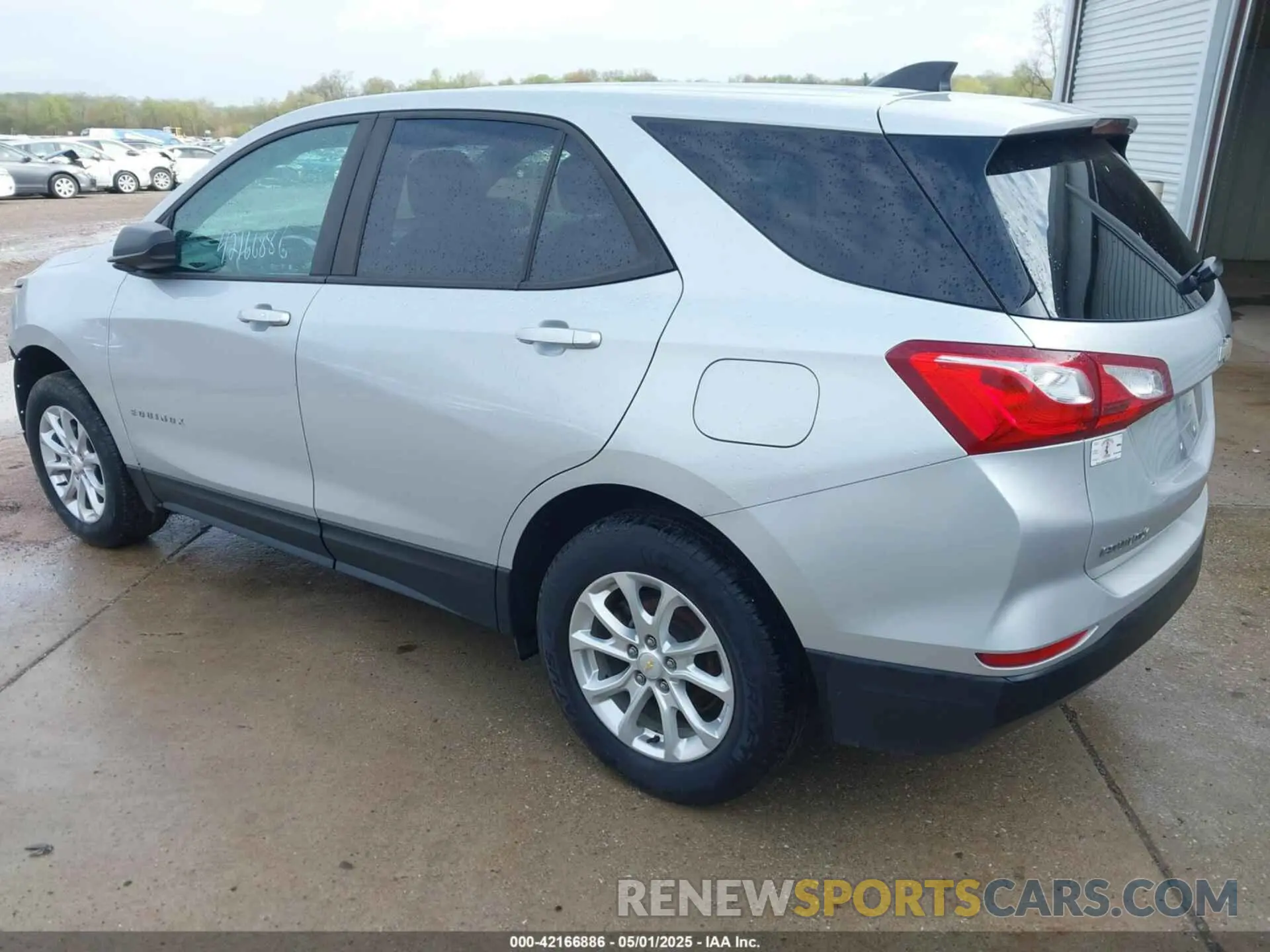 3 fotografías del automóvil dañado 2GNAXSEVXL6150006 CHEVROLET EQUINOX 2020