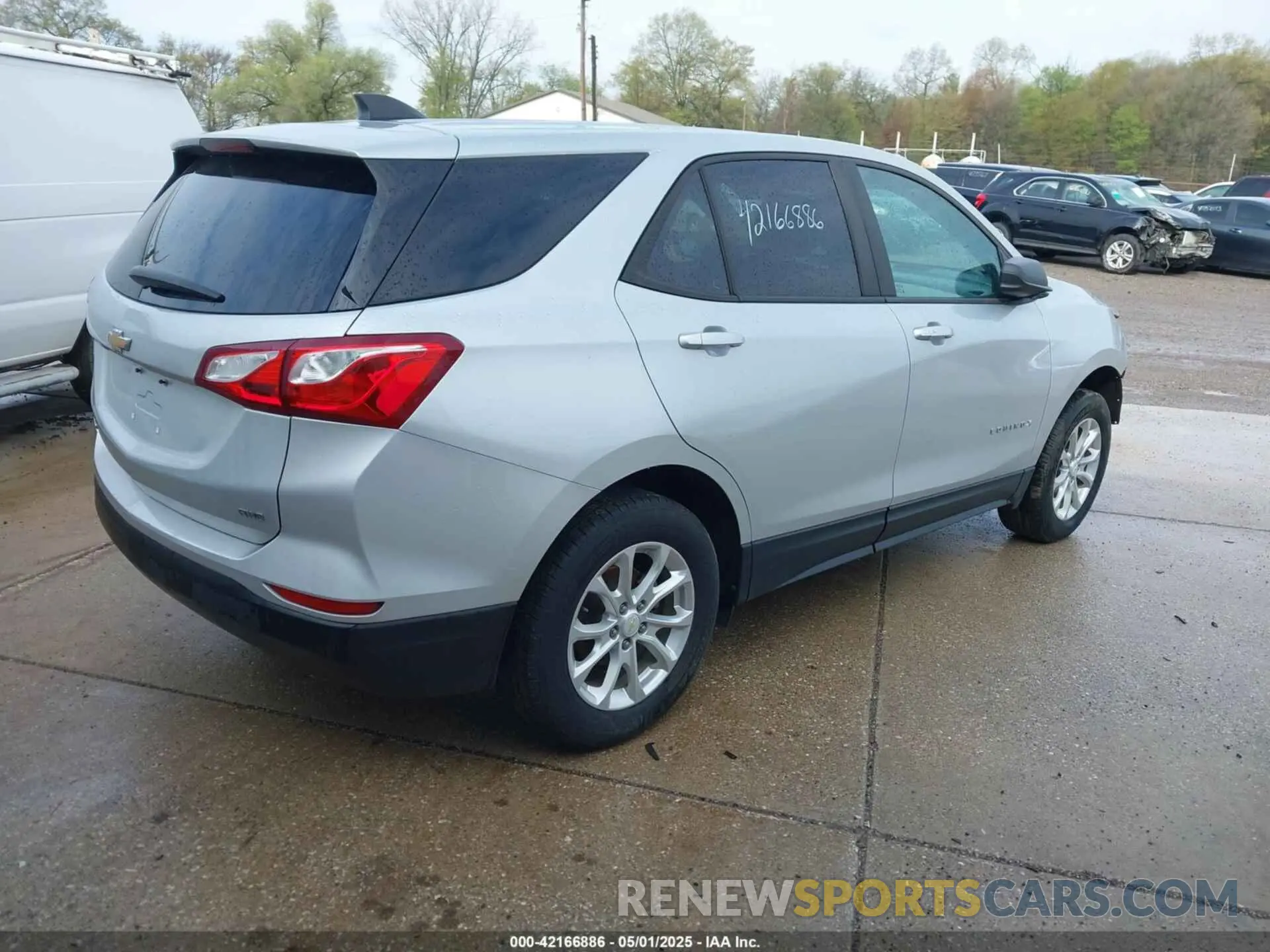 4 fotografías del automóvil dañado 2GNAXSEVXL6150006 CHEVROLET EQUINOX 2020
