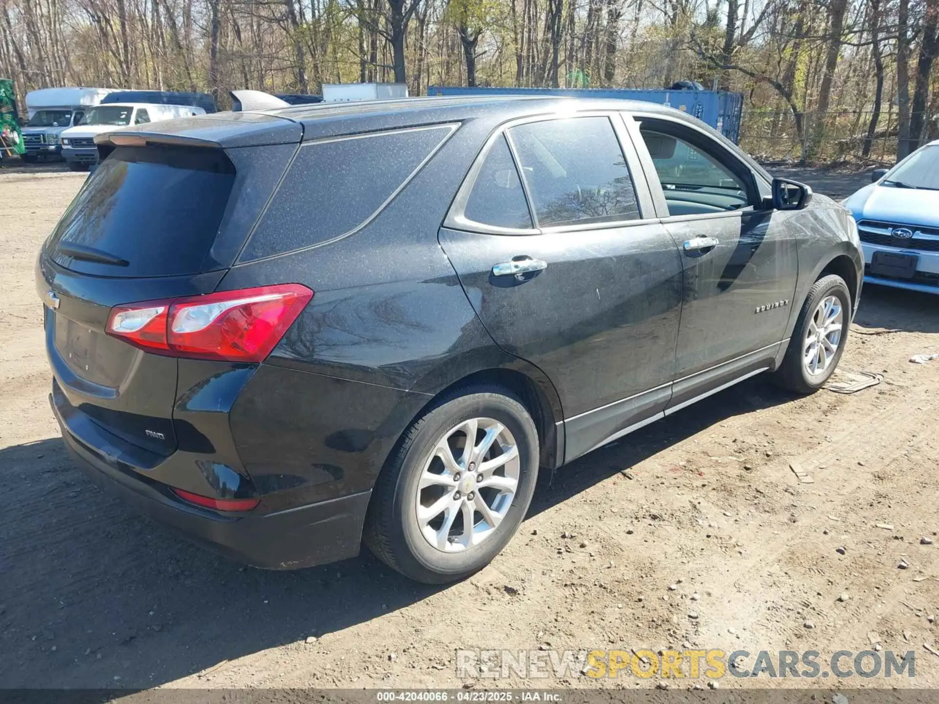 4 fotografías del automóvil dañado 2GNAXSEVXL6266547 CHEVROLET EQUINOX 2020