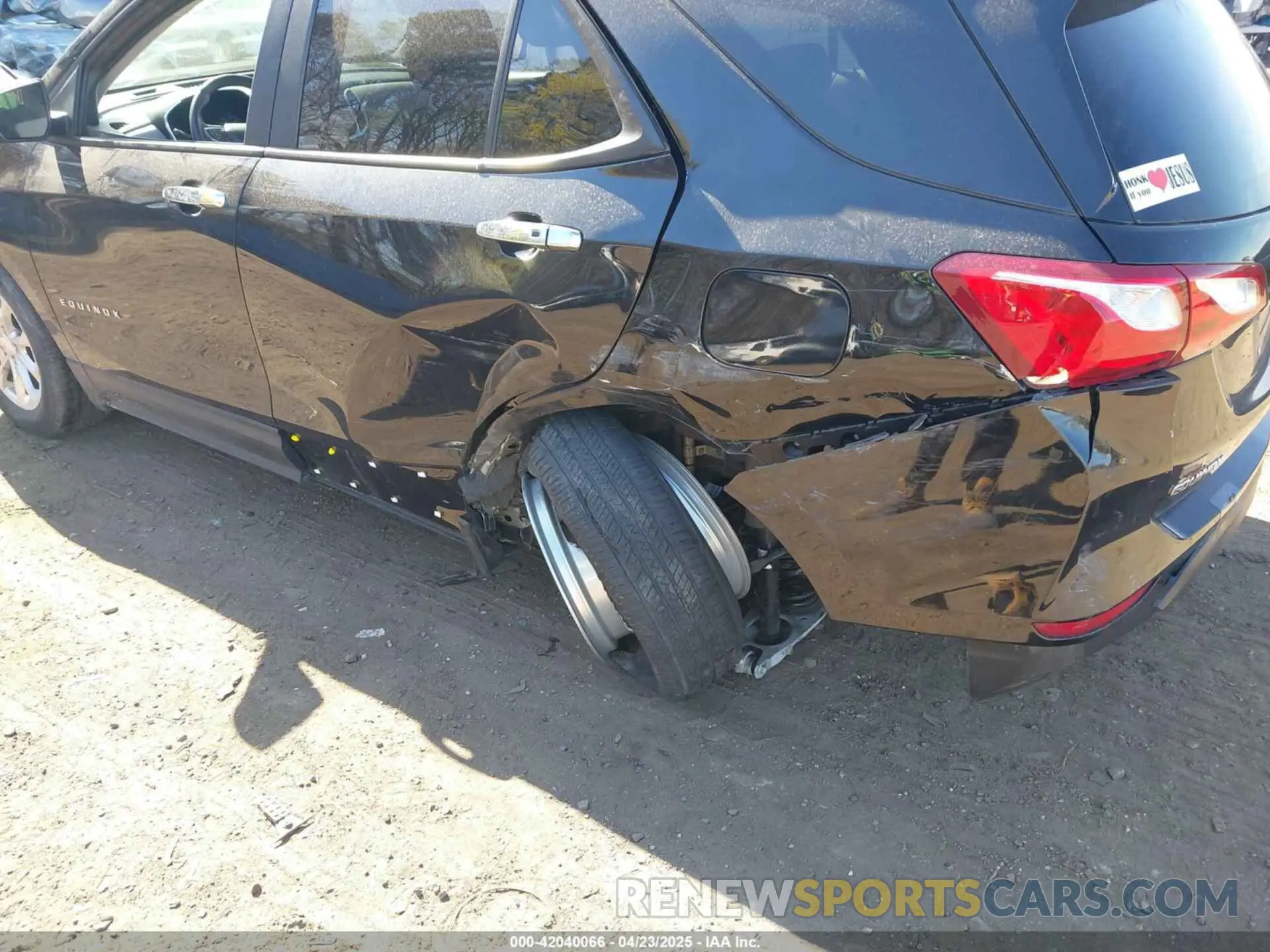 6 fotografías del automóvil dañado 2GNAXSEVXL6266547 CHEVROLET EQUINOX 2020