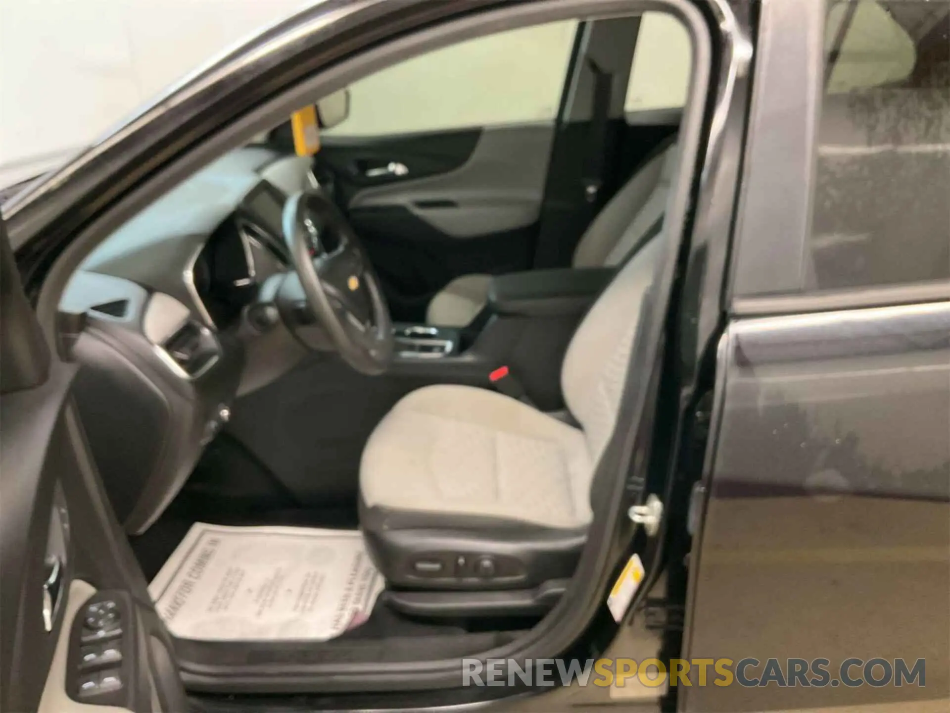 11 fotografías del automóvil dañado 2GNAXSEVXL6279458 CHEVROLET EQUINOX 2020