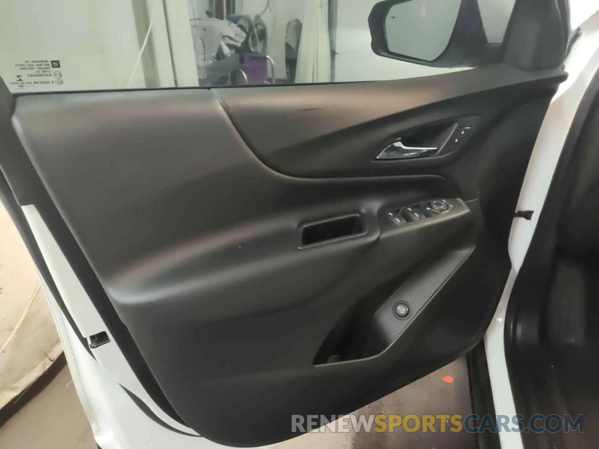 26 fotografías del automóvil dañado 2GNAXTEV0L6247480 CHEVROLET EQUINOX 2020