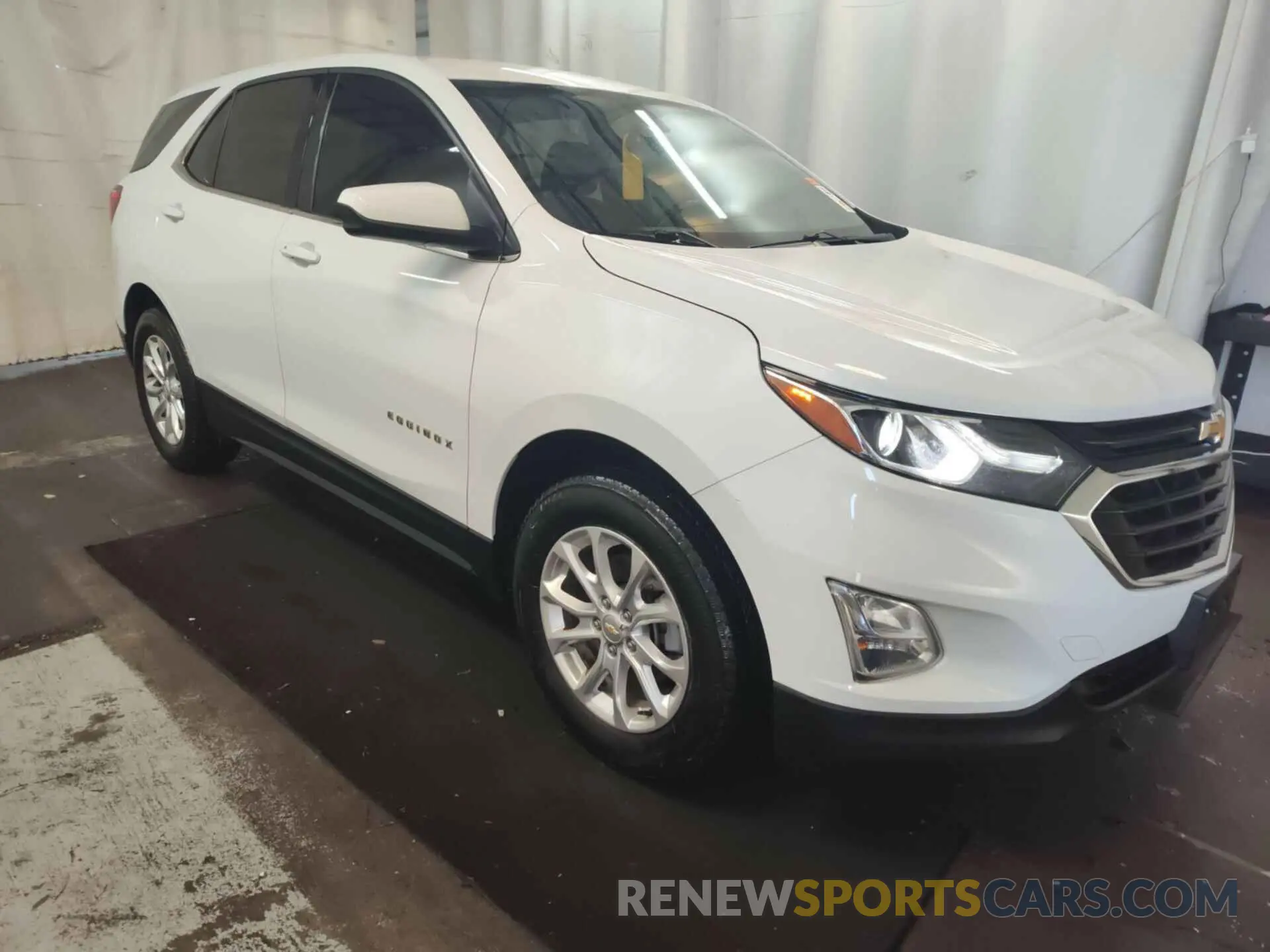 31 fotografías del automóvil dañado 2GNAXTEV0L6247480 CHEVROLET EQUINOX 2020