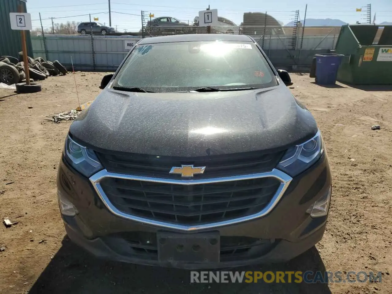 5 fotografías del automóvil dañado 2GNAXTEV2L6145114 CHEVROLET EQUINOX 2020