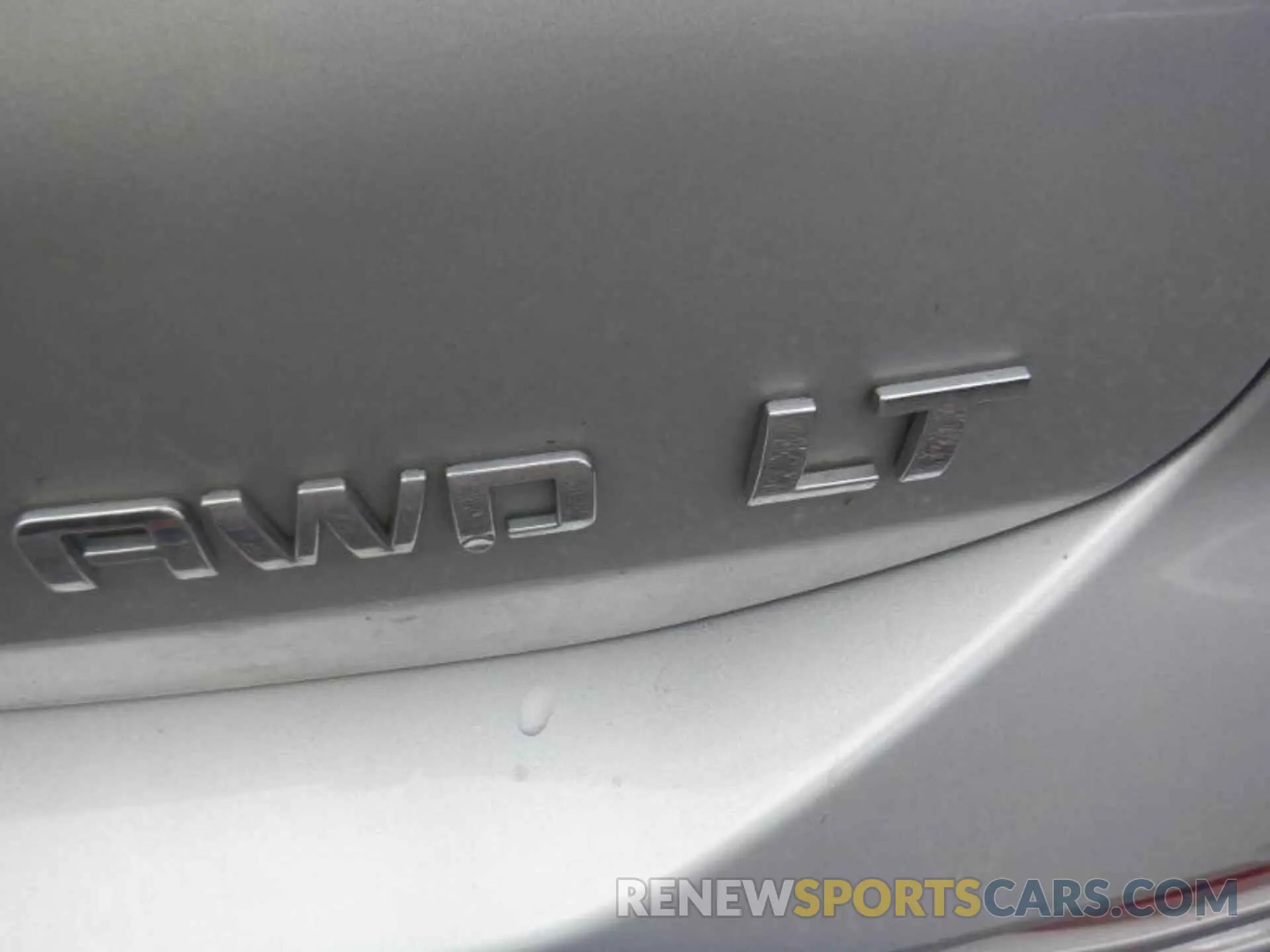 19 fotografías del automóvil dañado 2GNAXTEV2L6156436 CHEVROLET EQUINOX 2020