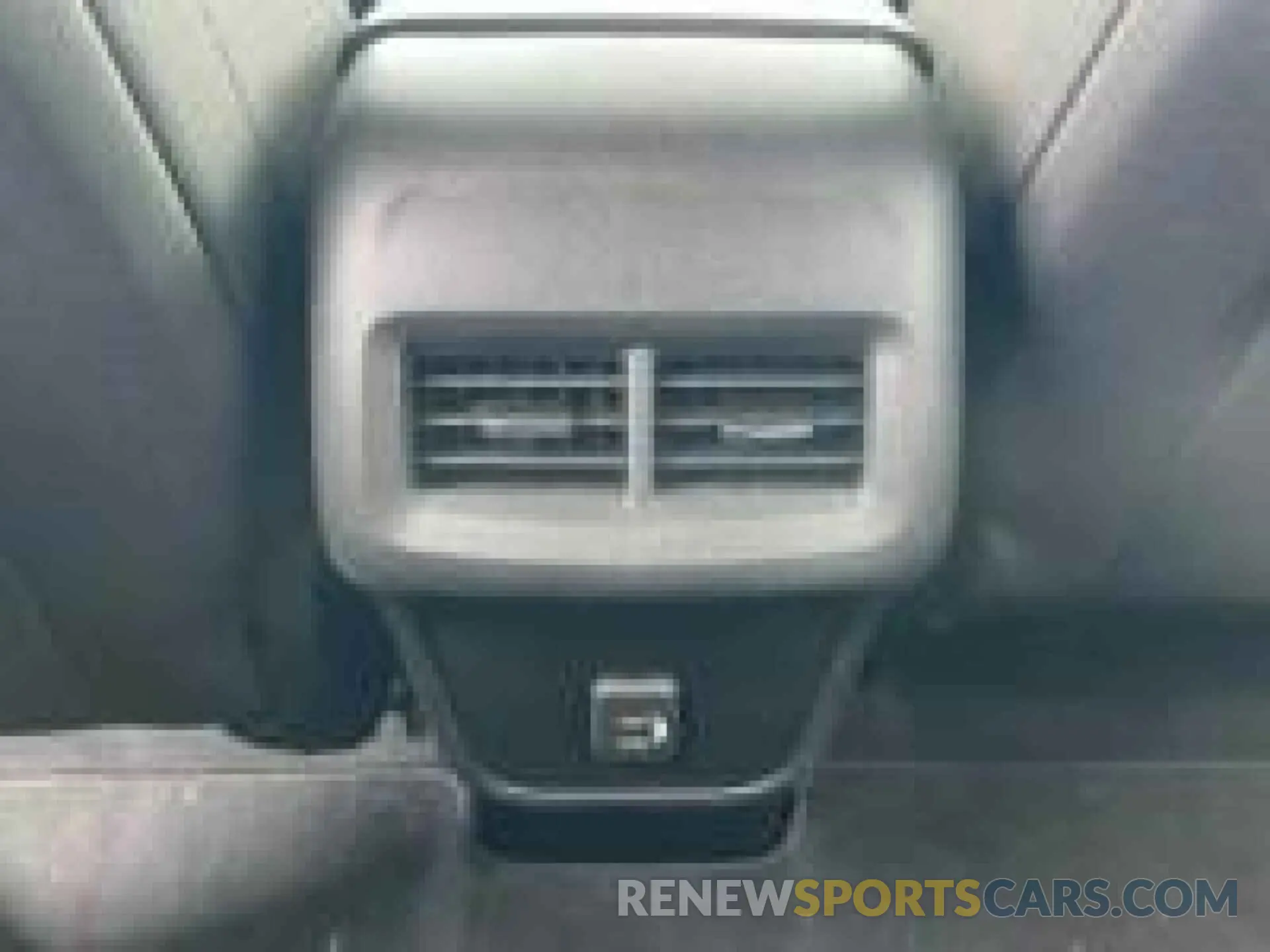 37 fotografías del automóvil dañado 2GNAXTEV2L6242331 CHEVROLET EQUINOX 2020