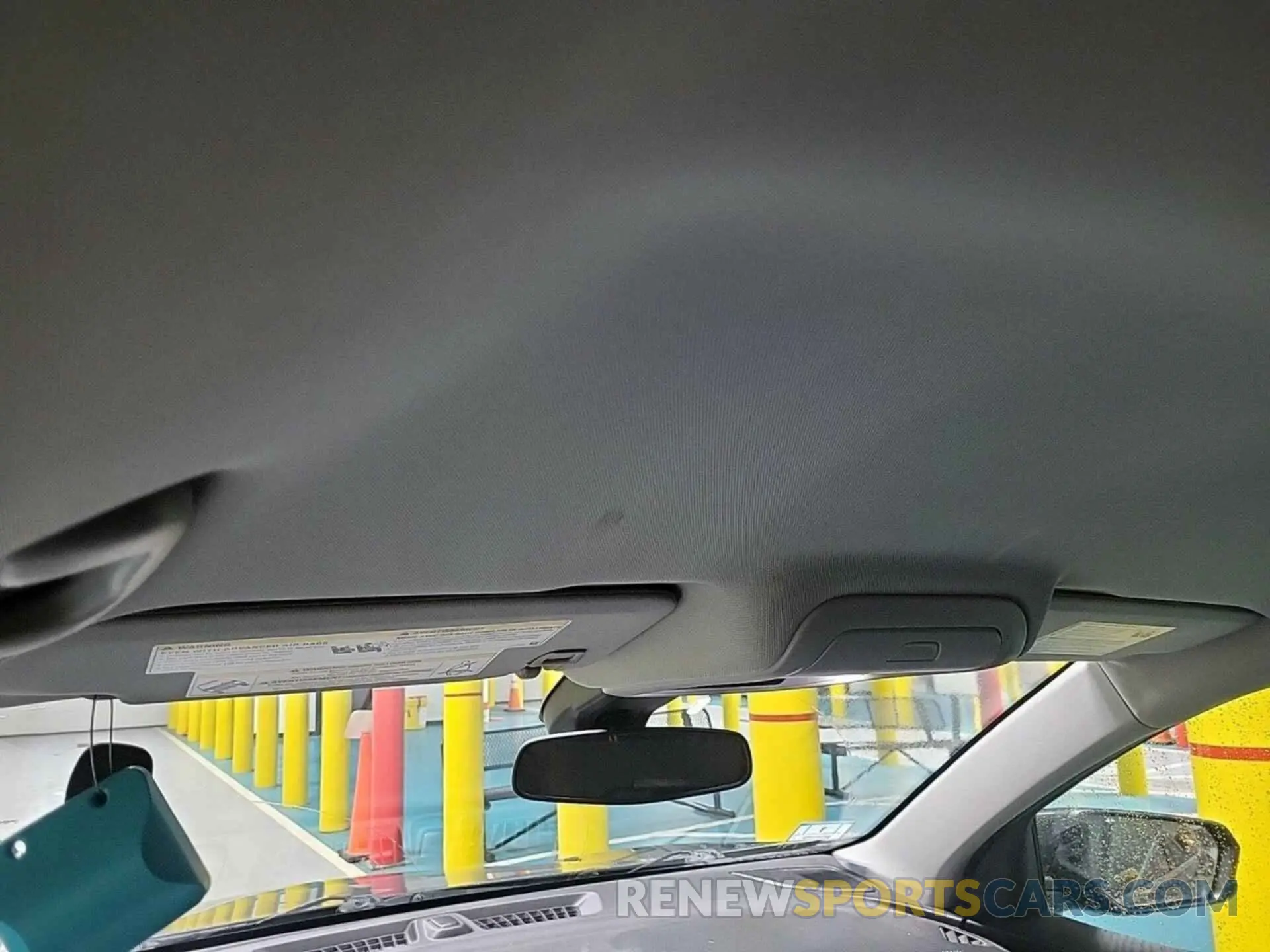 16 fotografías del automóvil dañado 2GNAXTEV2L6262790 CHEVROLET EQUINOX 2020