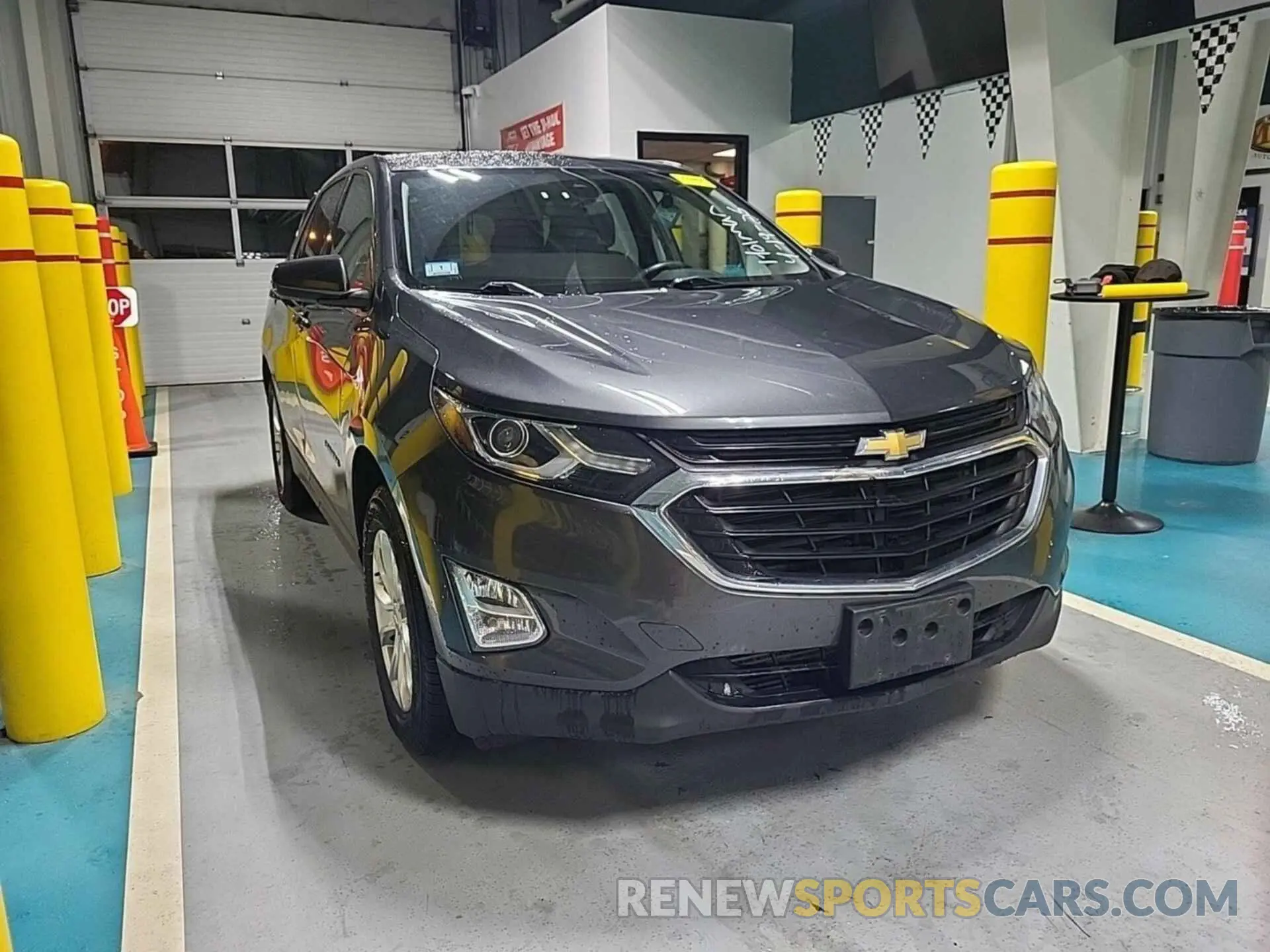 20 fotografías del automóvil dañado 2GNAXTEV2L6262790 CHEVROLET EQUINOX 2020