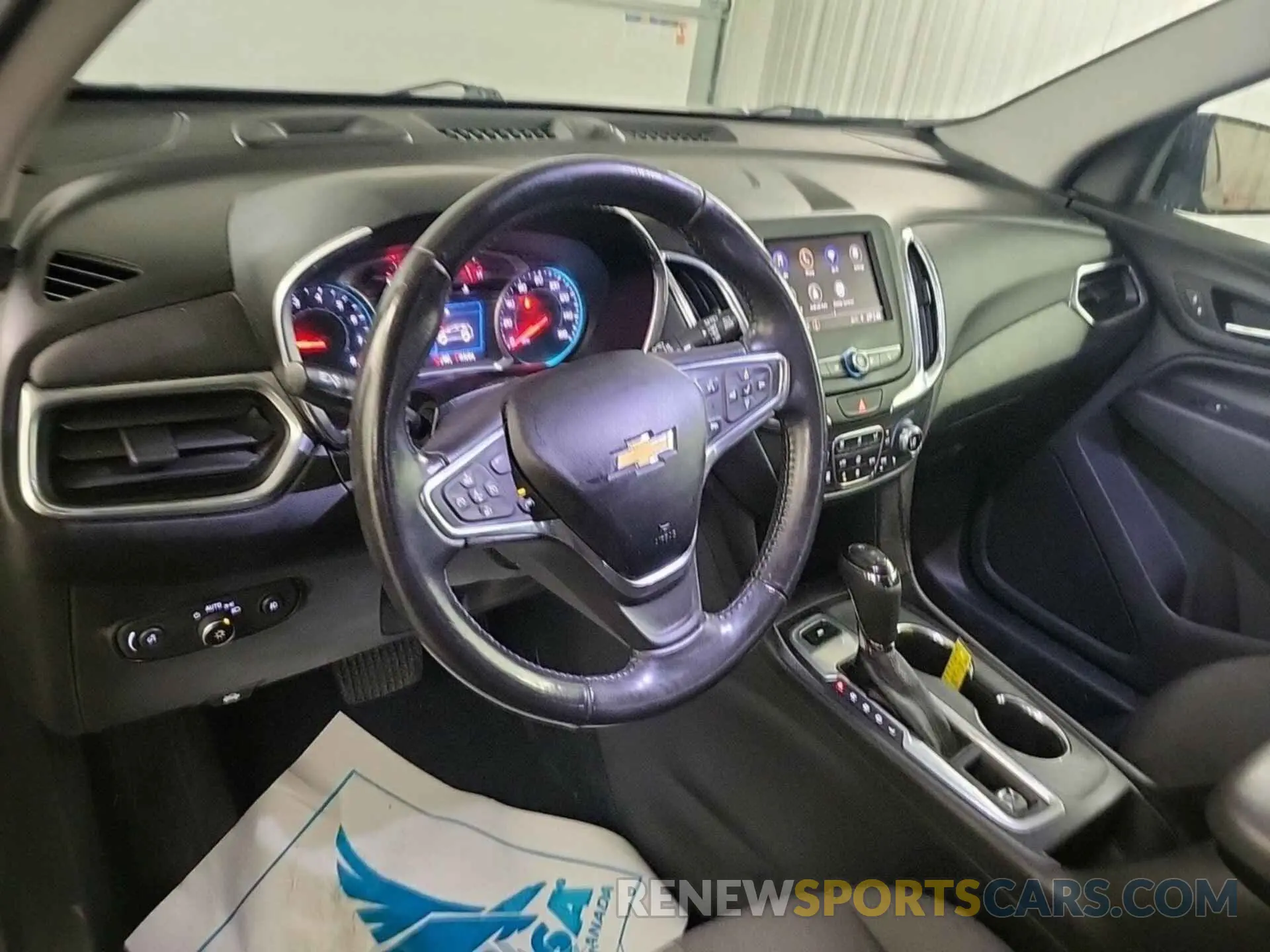 40 fotografías del automóvil dañado 2GNAXTEV2L6262790 CHEVROLET EQUINOX 2020