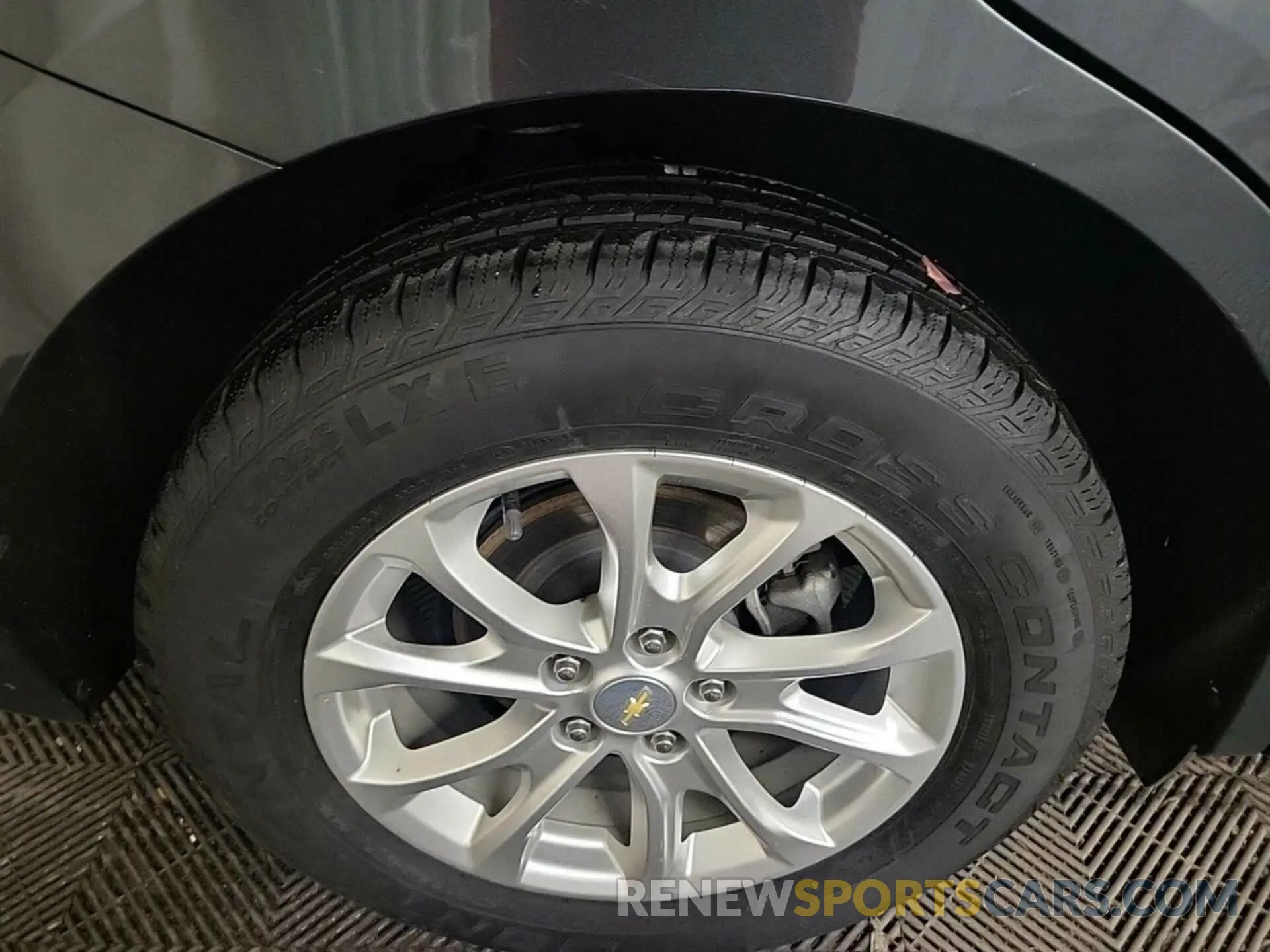 42 fotografías del automóvil dañado 2GNAXTEV2L6262790 CHEVROLET EQUINOX 2020
