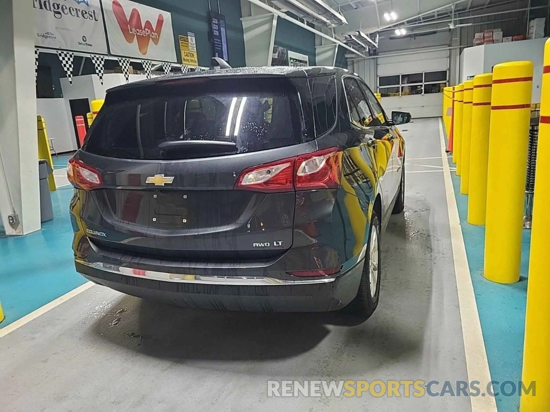 43 fotografías del automóvil dañado 2GNAXTEV2L6262790 CHEVROLET EQUINOX 2020