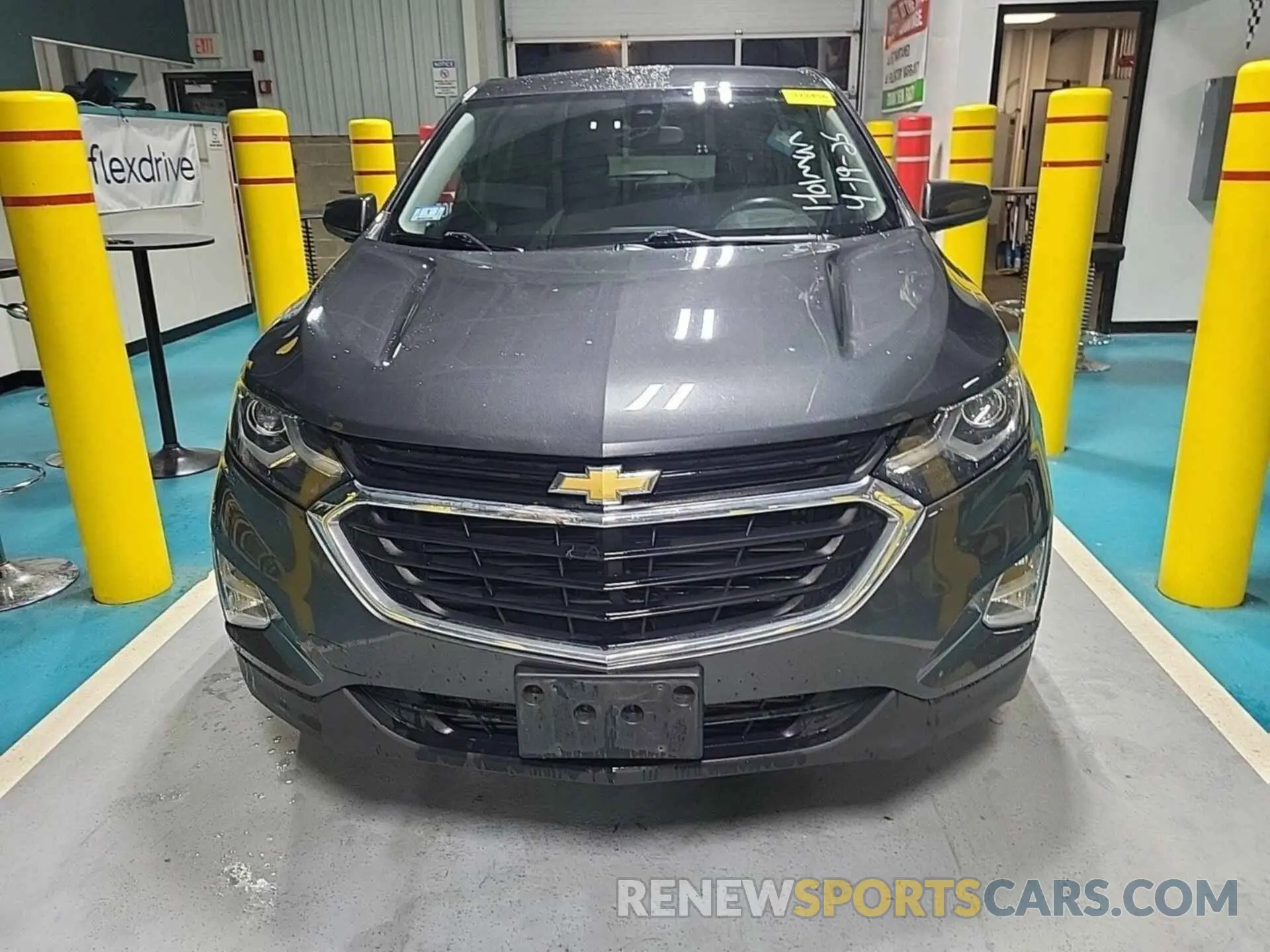47 fotografías del automóvil dañado 2GNAXTEV2L6262790 CHEVROLET EQUINOX 2020