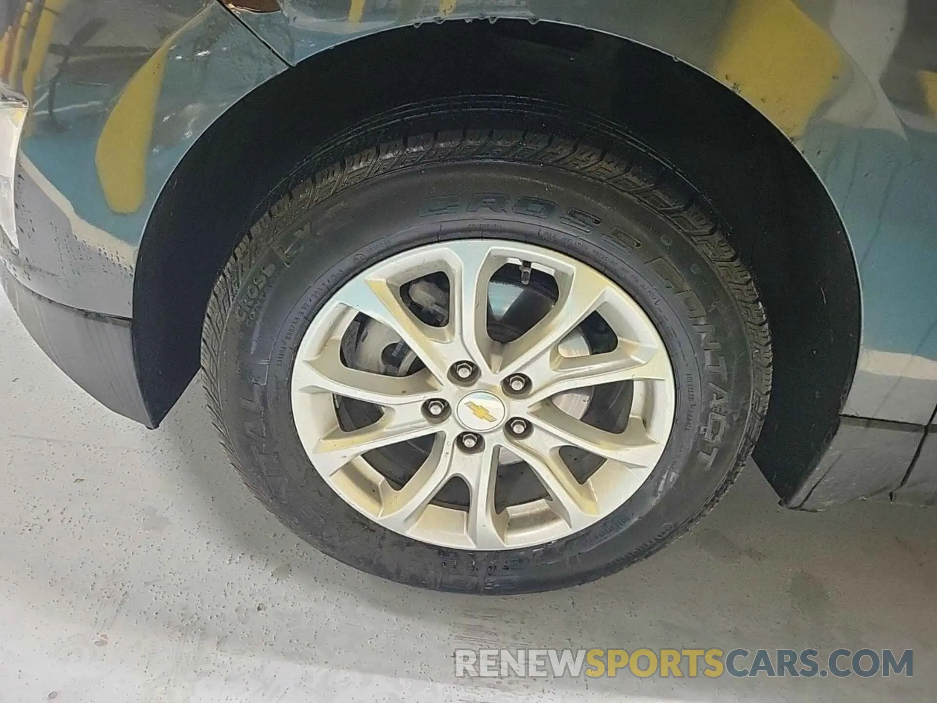 9 fotografías del automóvil dañado 2GNAXTEV2L6262790 CHEVROLET EQUINOX 2020