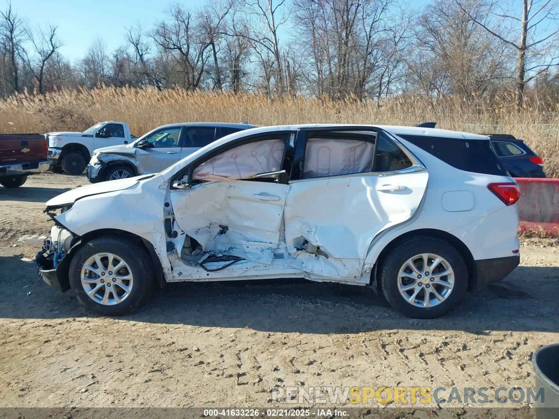 14 fotografías del automóvil dañado 2GNAXTEV3L6125390 CHEVROLET EQUINOX 2020