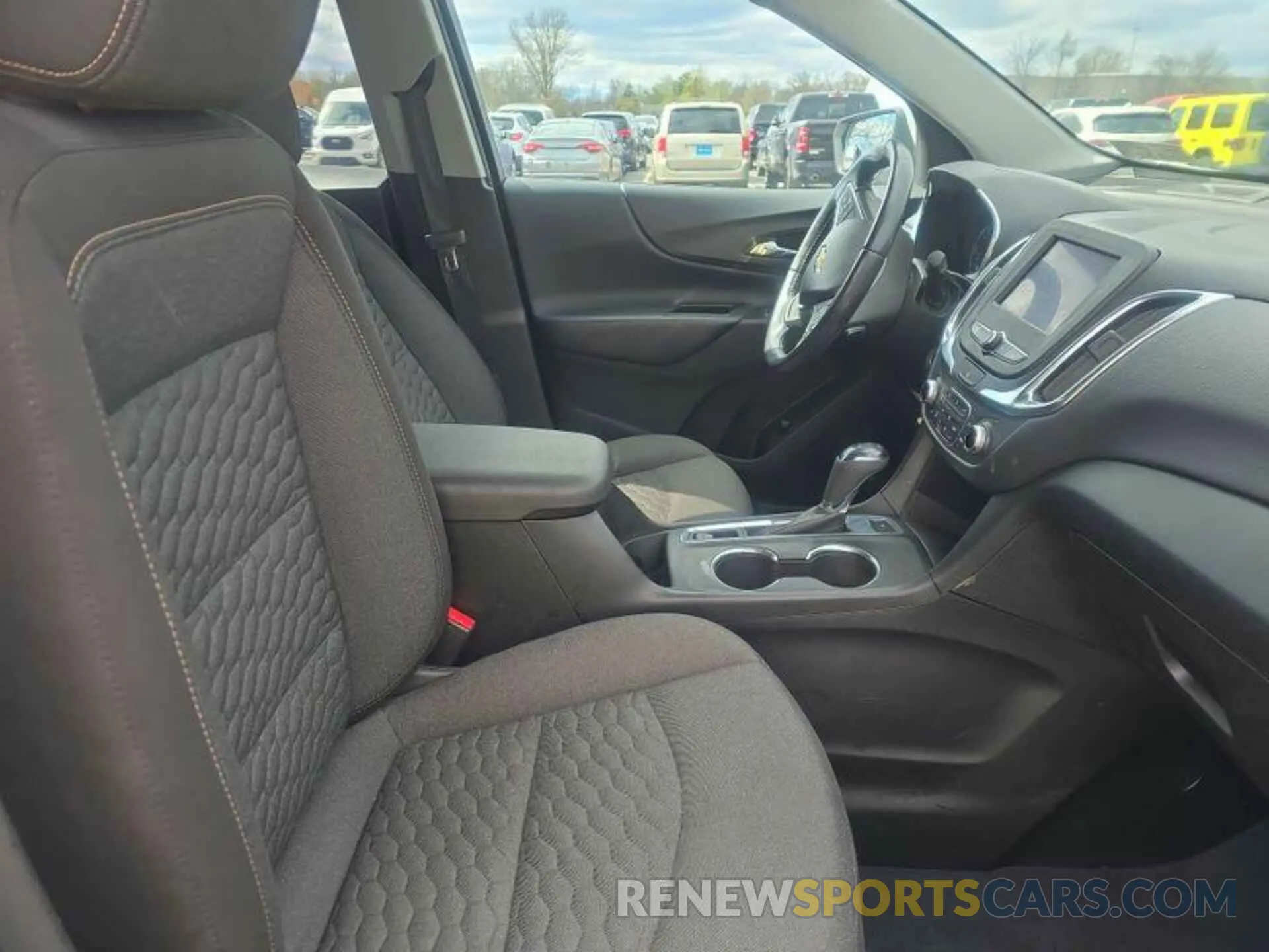 21 fotografías del automóvil dañado 2GNAXTEV3L6233721 CHEVROLET EQUINOX 2020