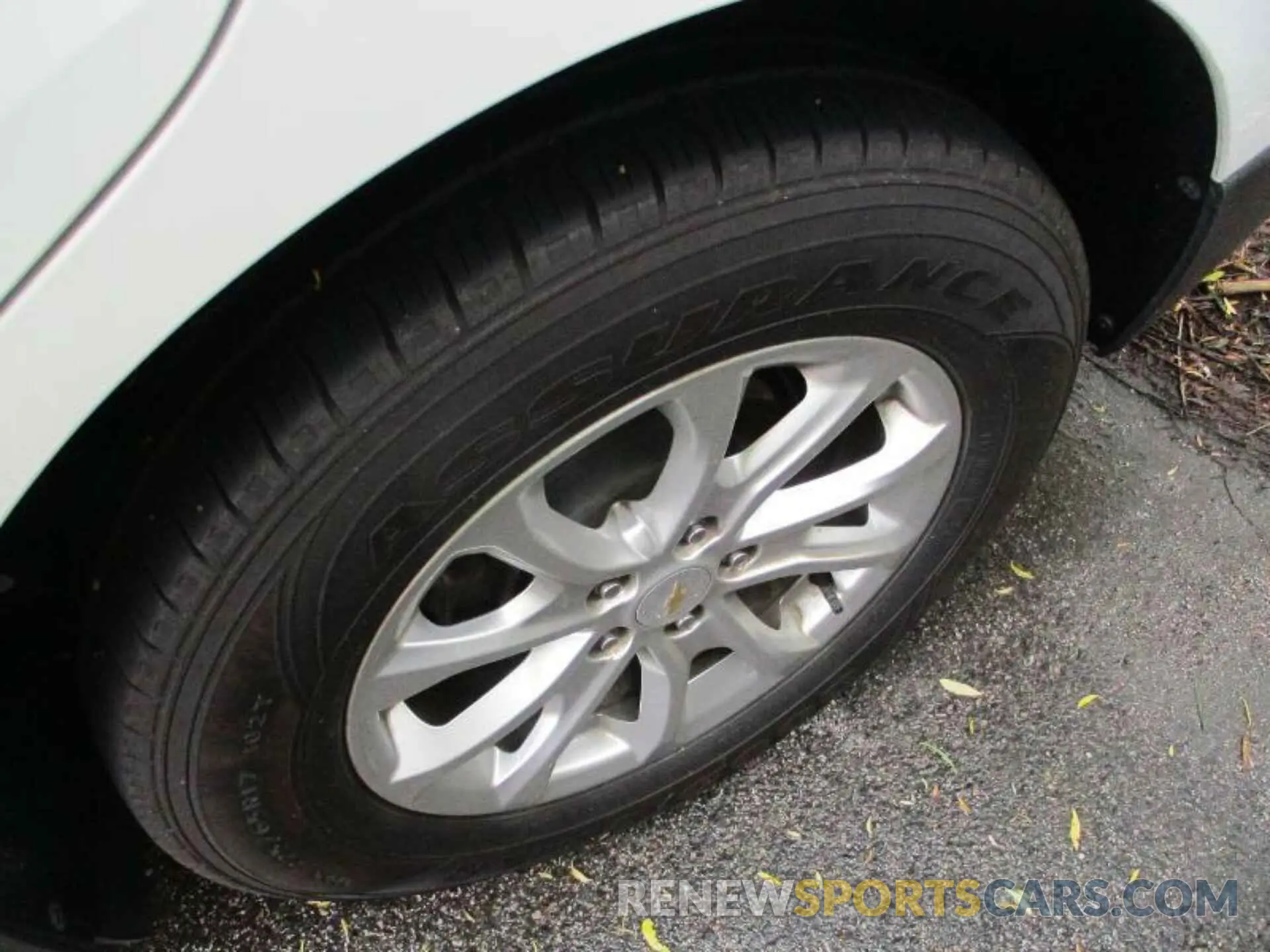 10 fotografías del automóvil dañado 2GNAXTEV3L6244010 CHEVROLET EQUINOX 2020