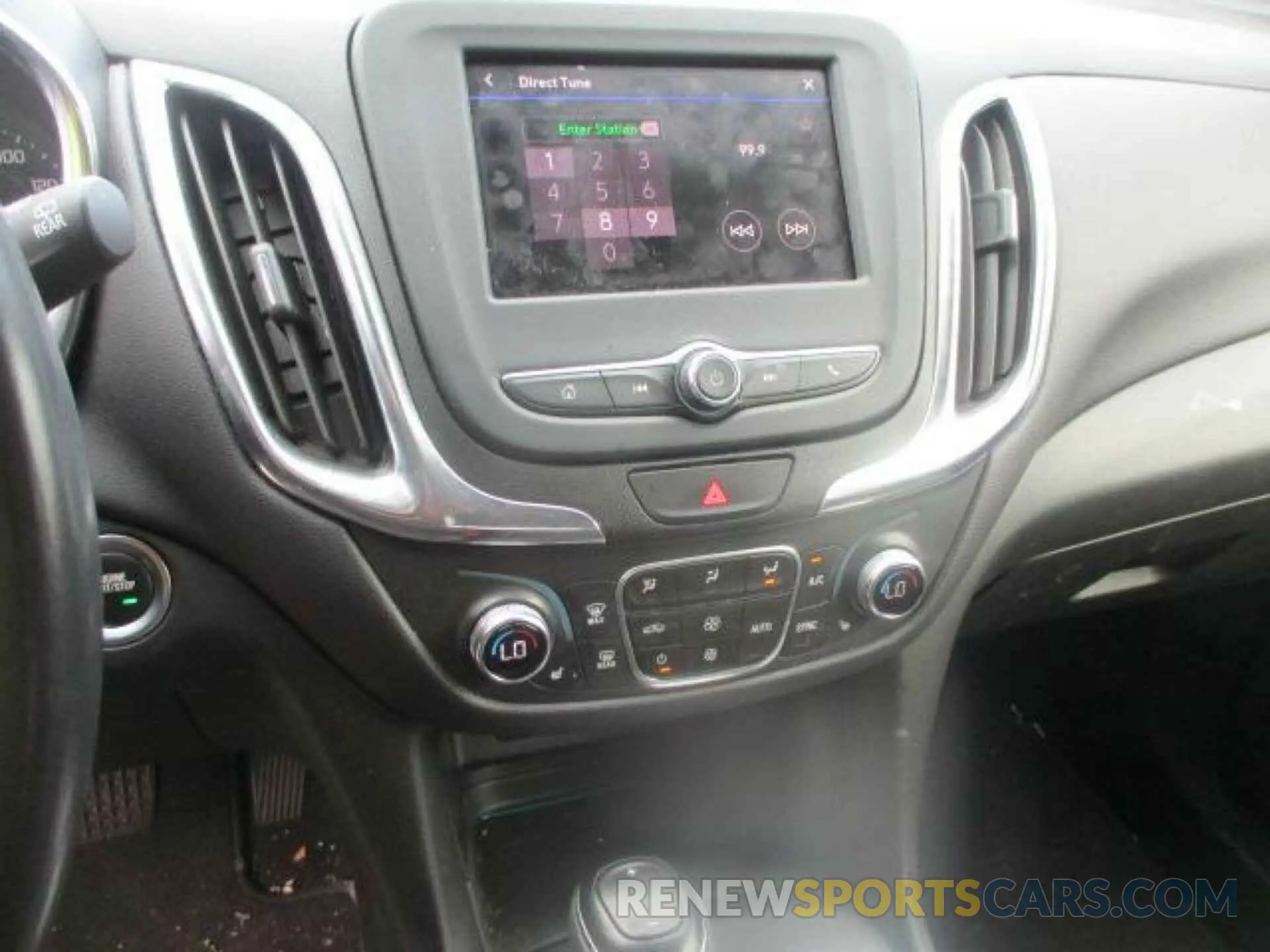 13 fotografías del automóvil dañado 2GNAXTEV4L6156518 CHEVROLET EQUINOX 2020