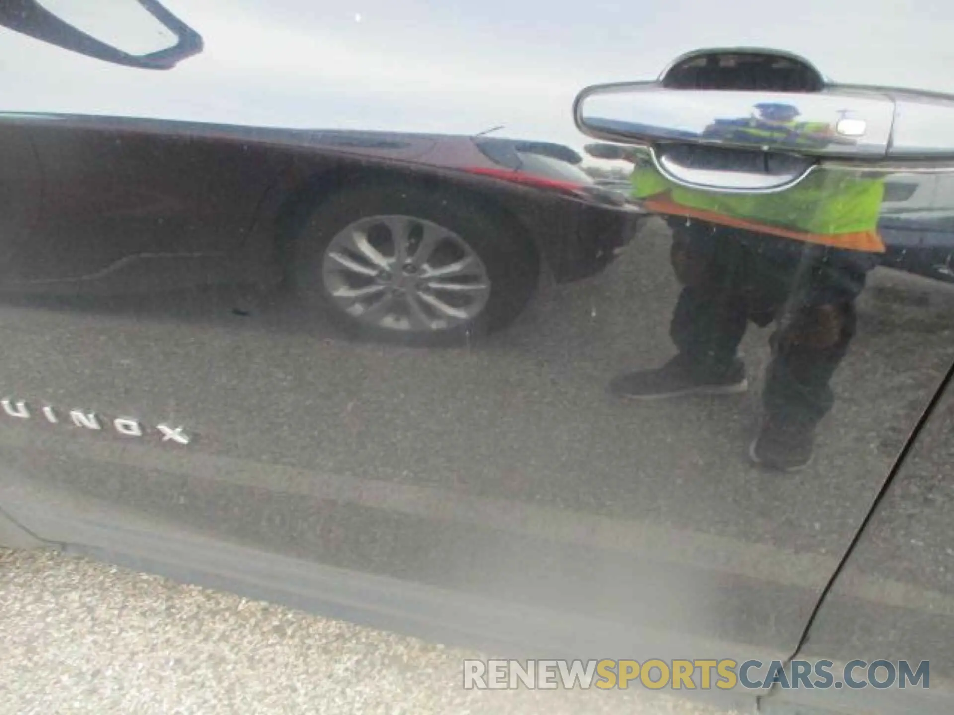 15 fotografías del automóvil dañado 2GNAXTEV4L6156518 CHEVROLET EQUINOX 2020